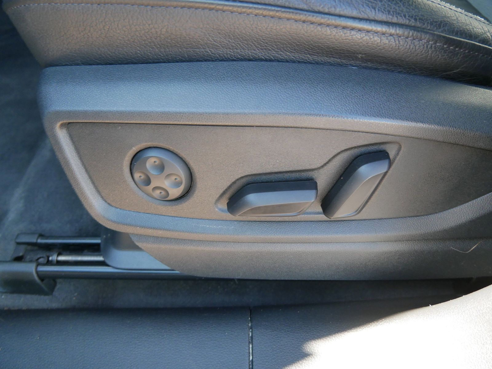 Thumbnail: 2020 Audi Q5 - 14