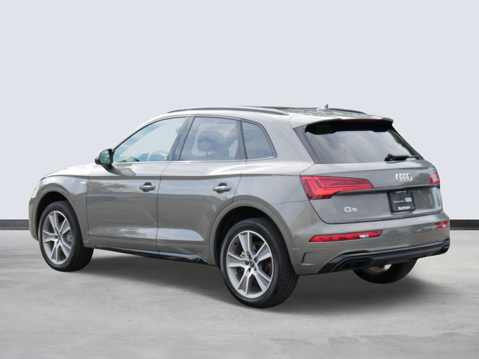 Thumbnail: 2025 Audi Q5 - 3