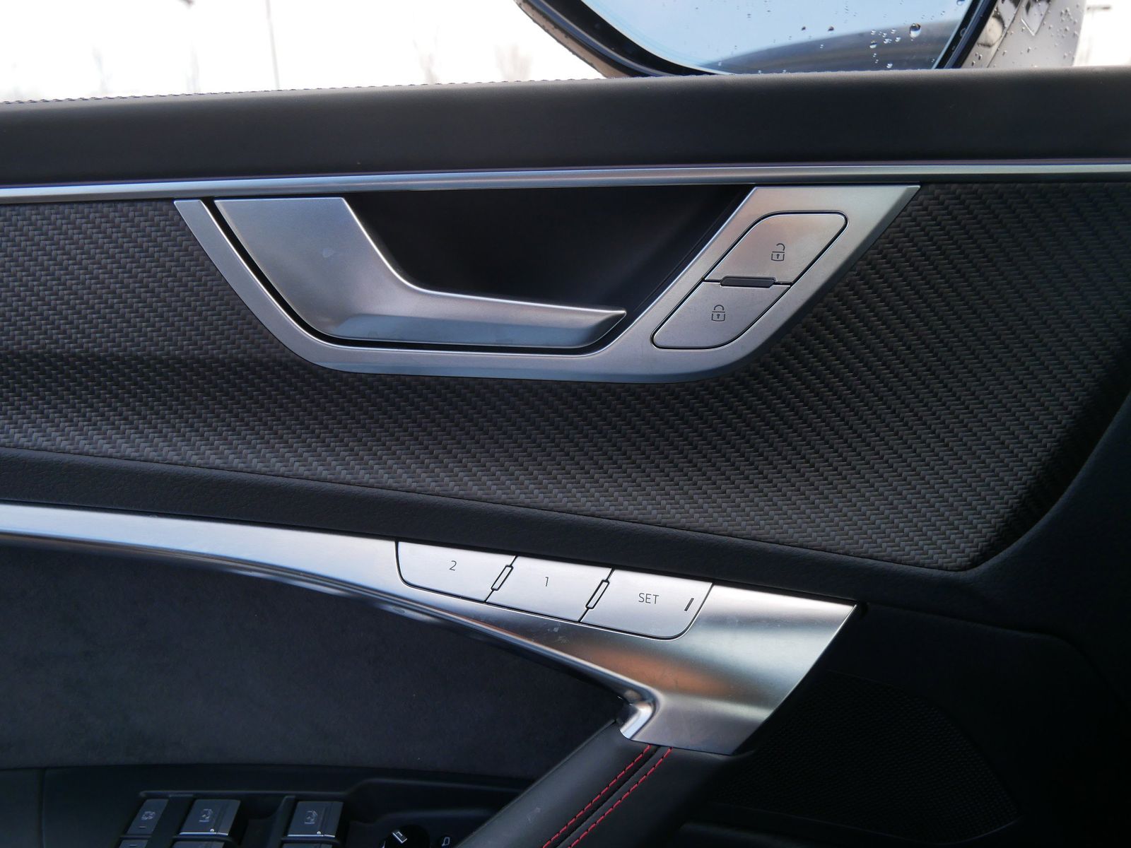 Thumbnail: 2026 Audi RS 7 - 16