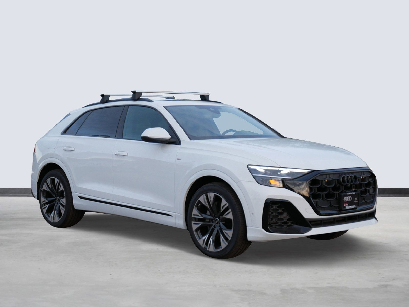 Thumbnail: 2026 Audi Q8 - 6