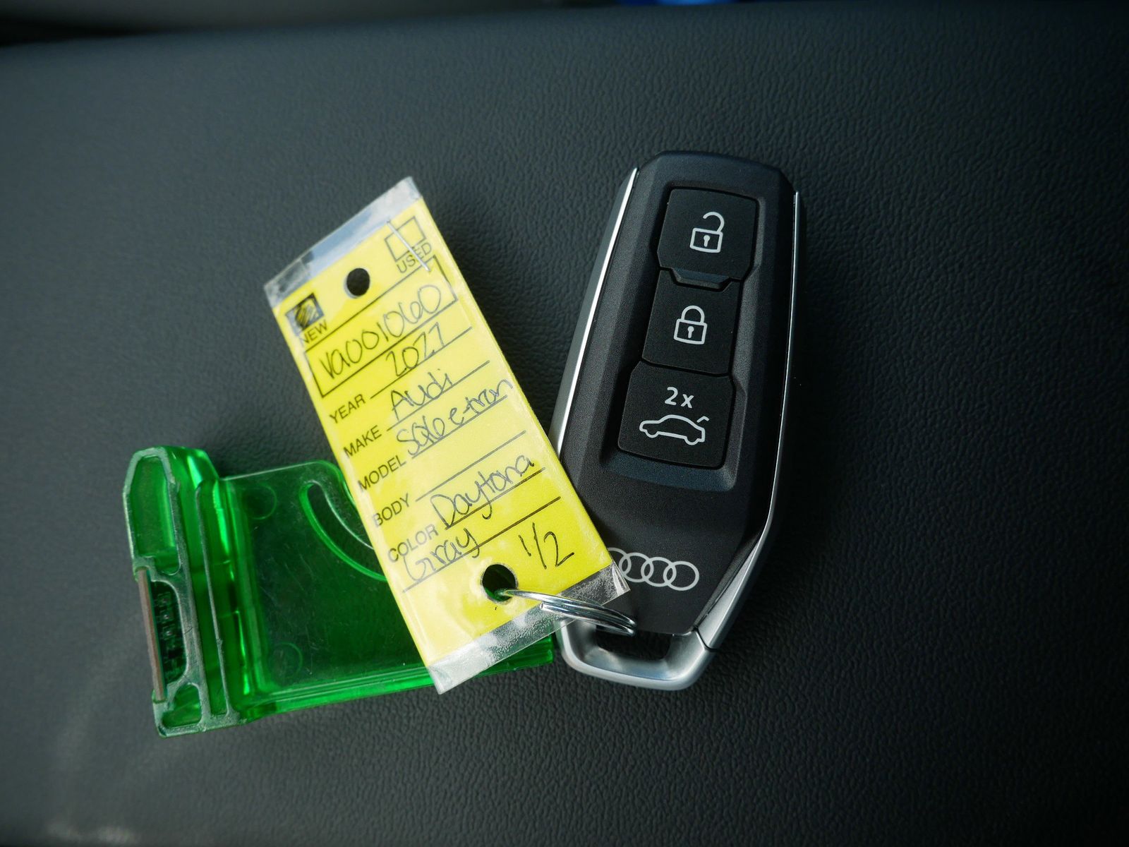 Thumbnail: 2027 Audi SQ6 e-tron - 26