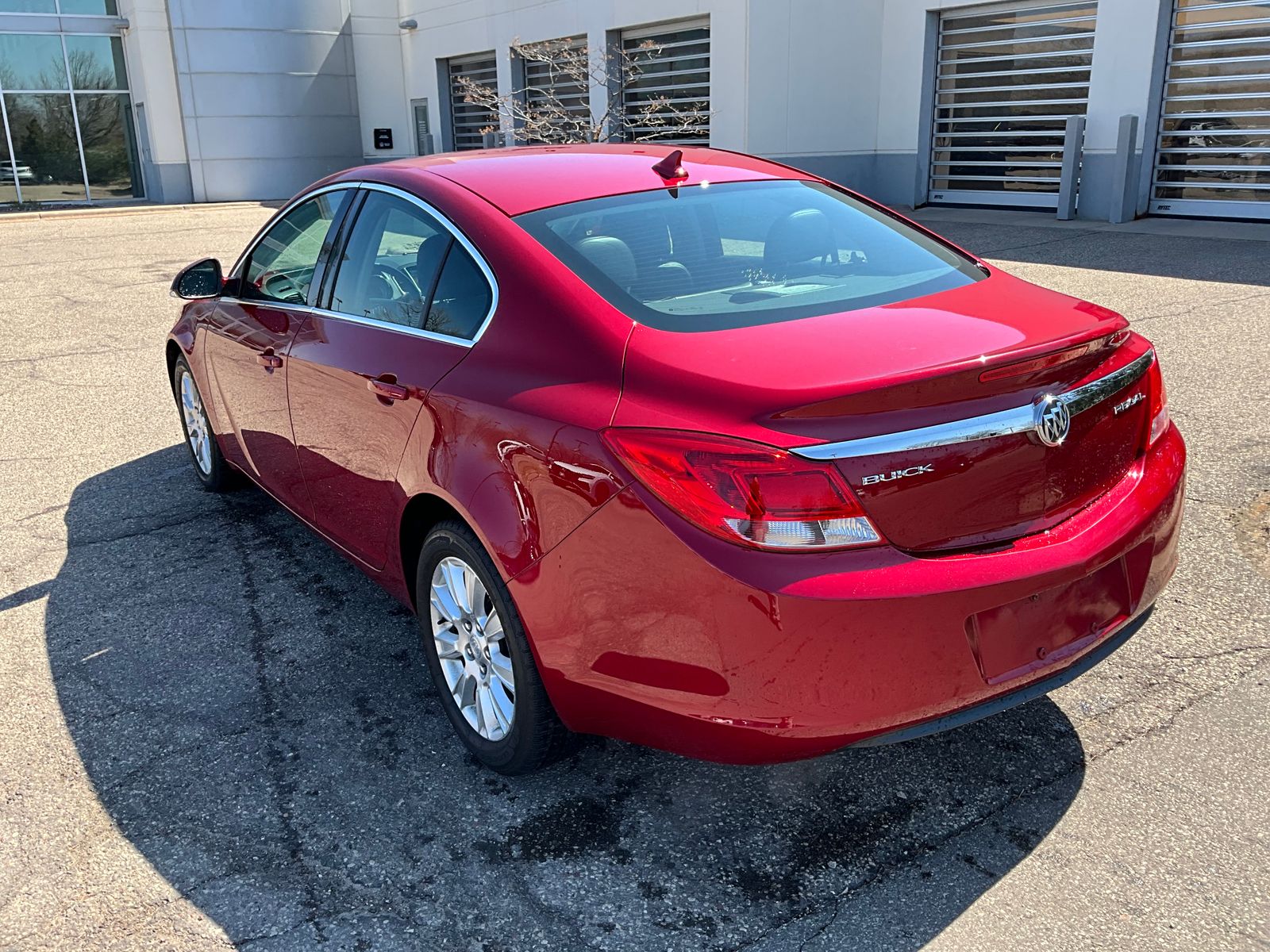 Thumbnail: 2012 Buick Regal - 9