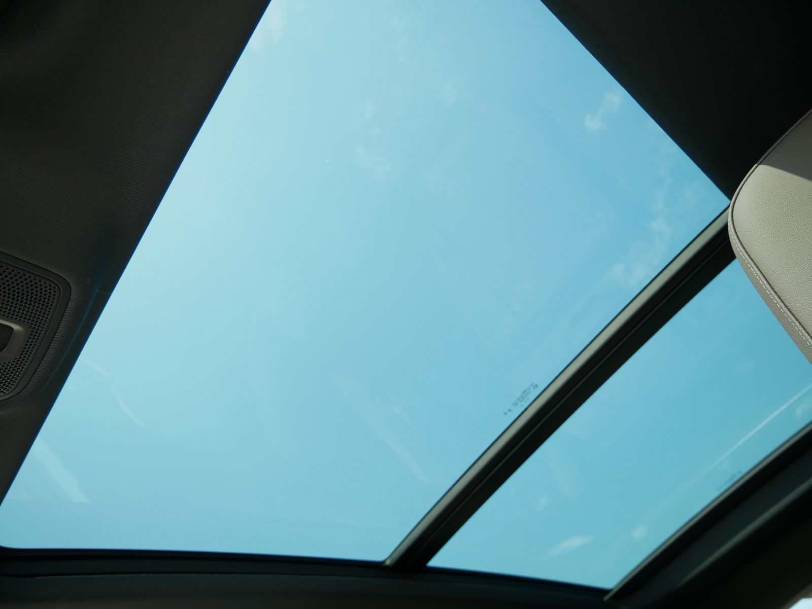 Thumbnail: 2025 Audi Q5 - 14