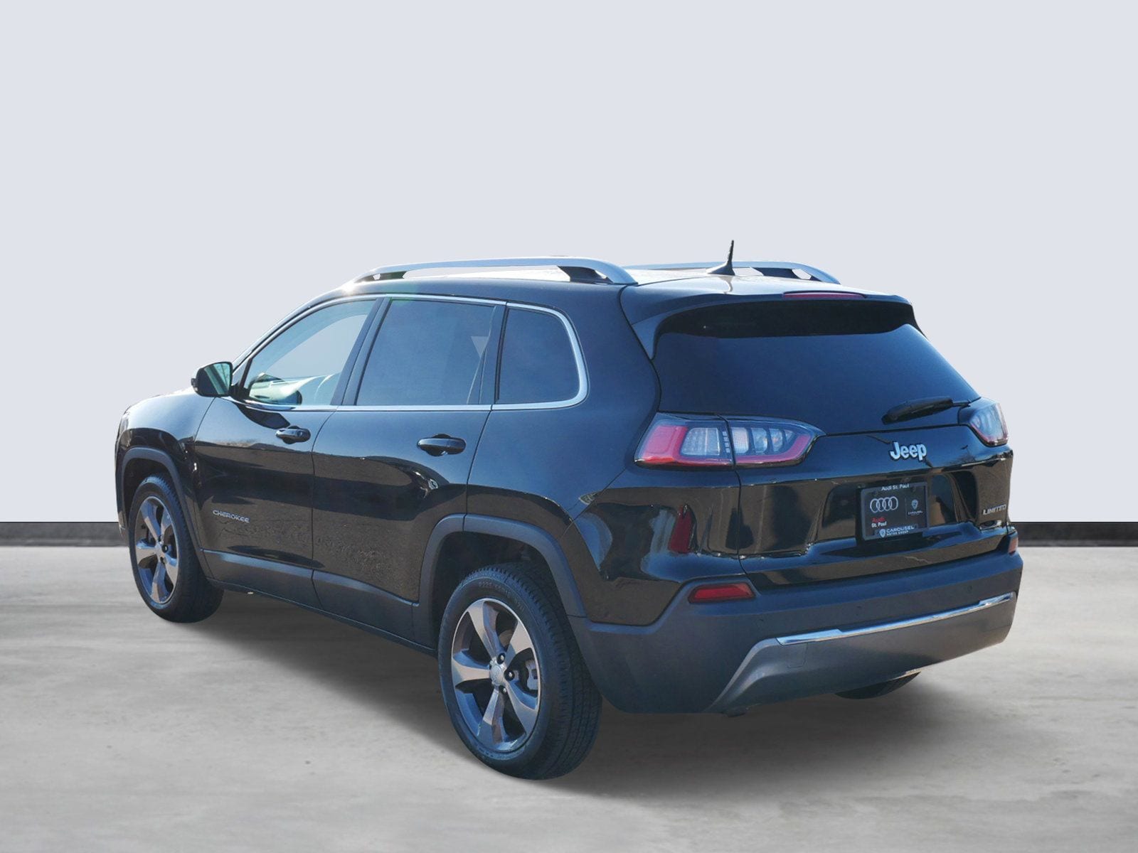 Thumbnail: 2019 Jeep Cherokee - 3