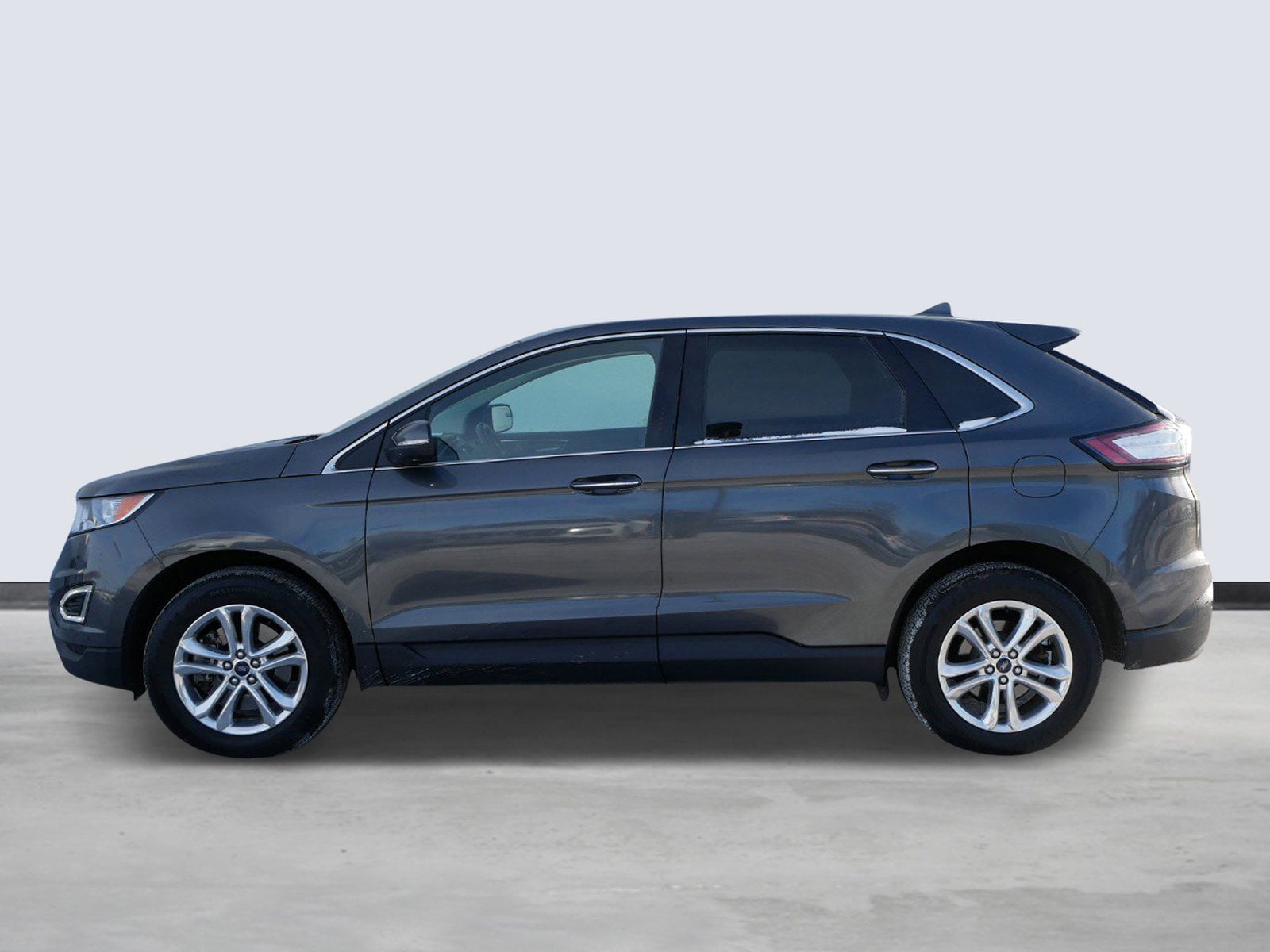 Used 2018 Ford Edge Titanium with VIN 2FMPK4K90JBC55805 for sale in Maplewood, Minnesota