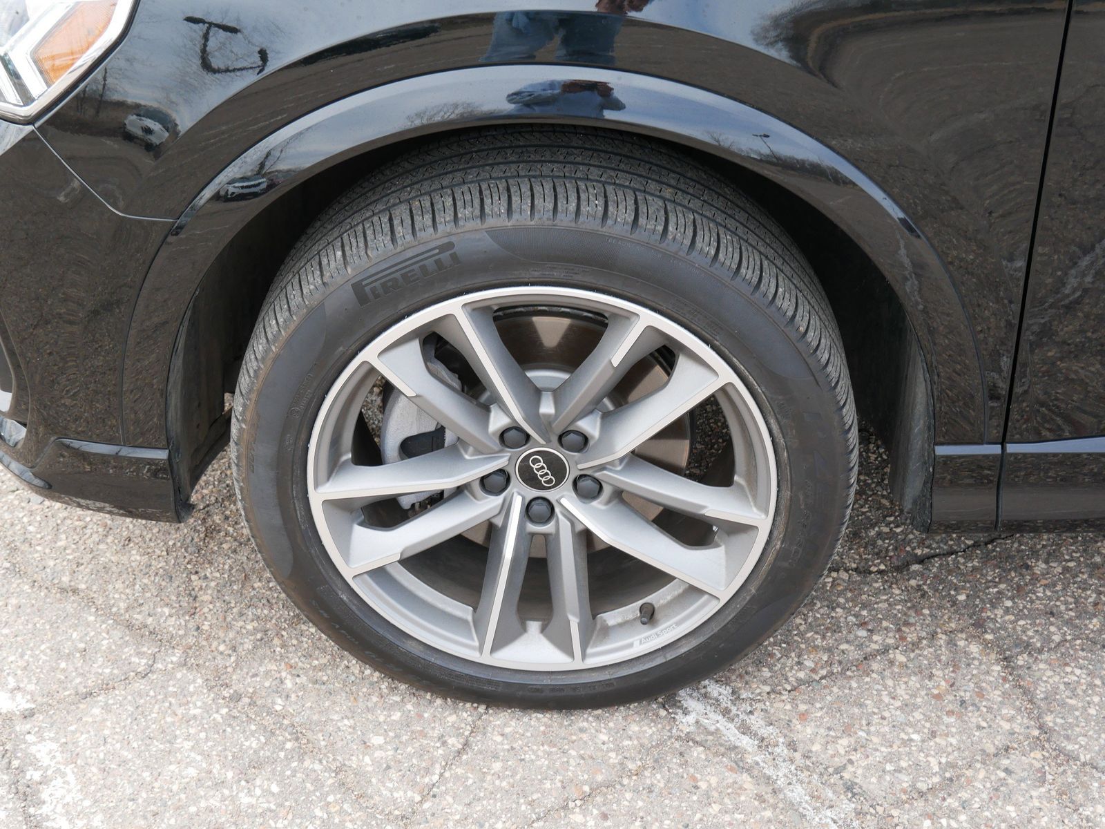 Thumbnail: 2023 Audi Q3 - 7