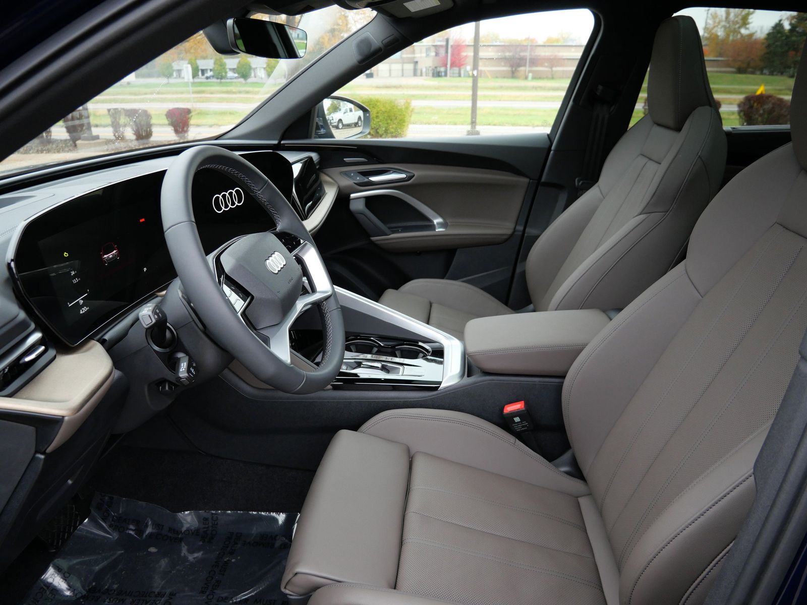 Thumbnail: 2025 Audi Q5 - 7