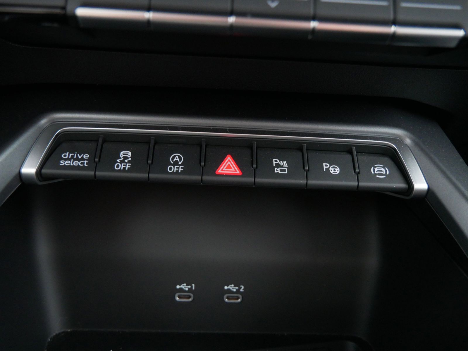 Thumbnail: 2025 Audi A3 - 22