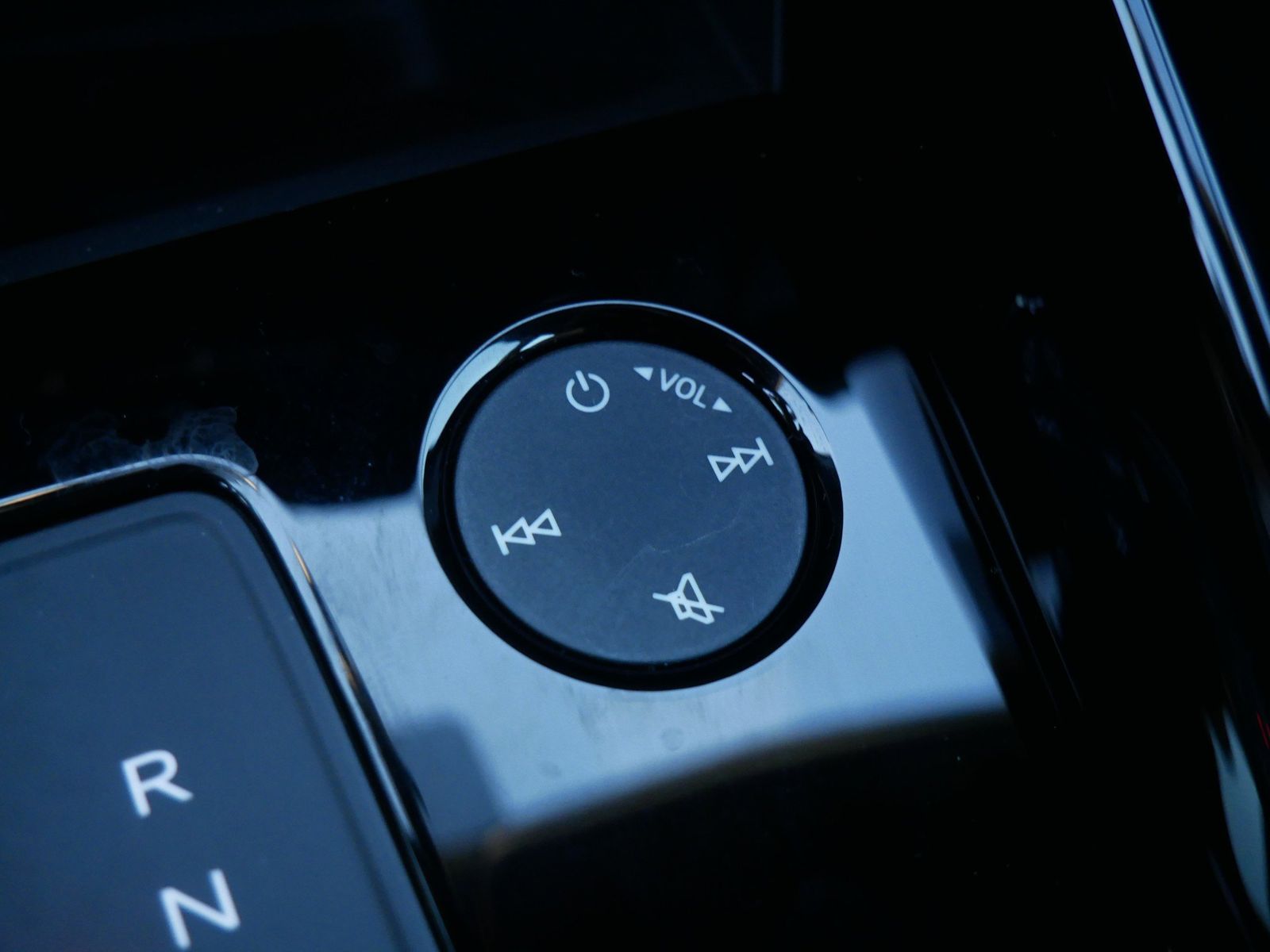 Thumbnail: 2024 Audi RS 3 - 19