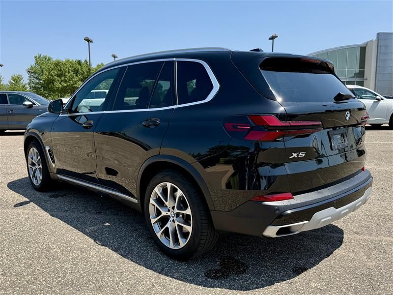 Thumbnail: 2024 BMW X5 - 4