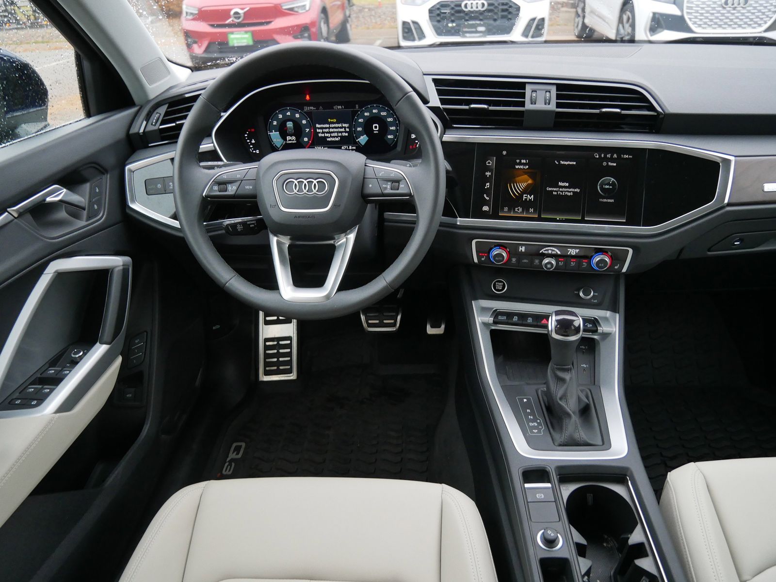 Thumbnail: 2025 Audi Q3 - 11