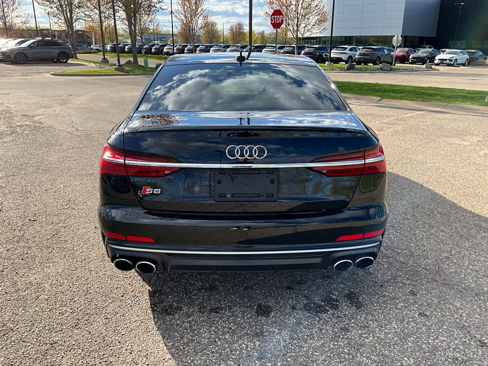 Thumbnail: 2022 Audi S6 - 7