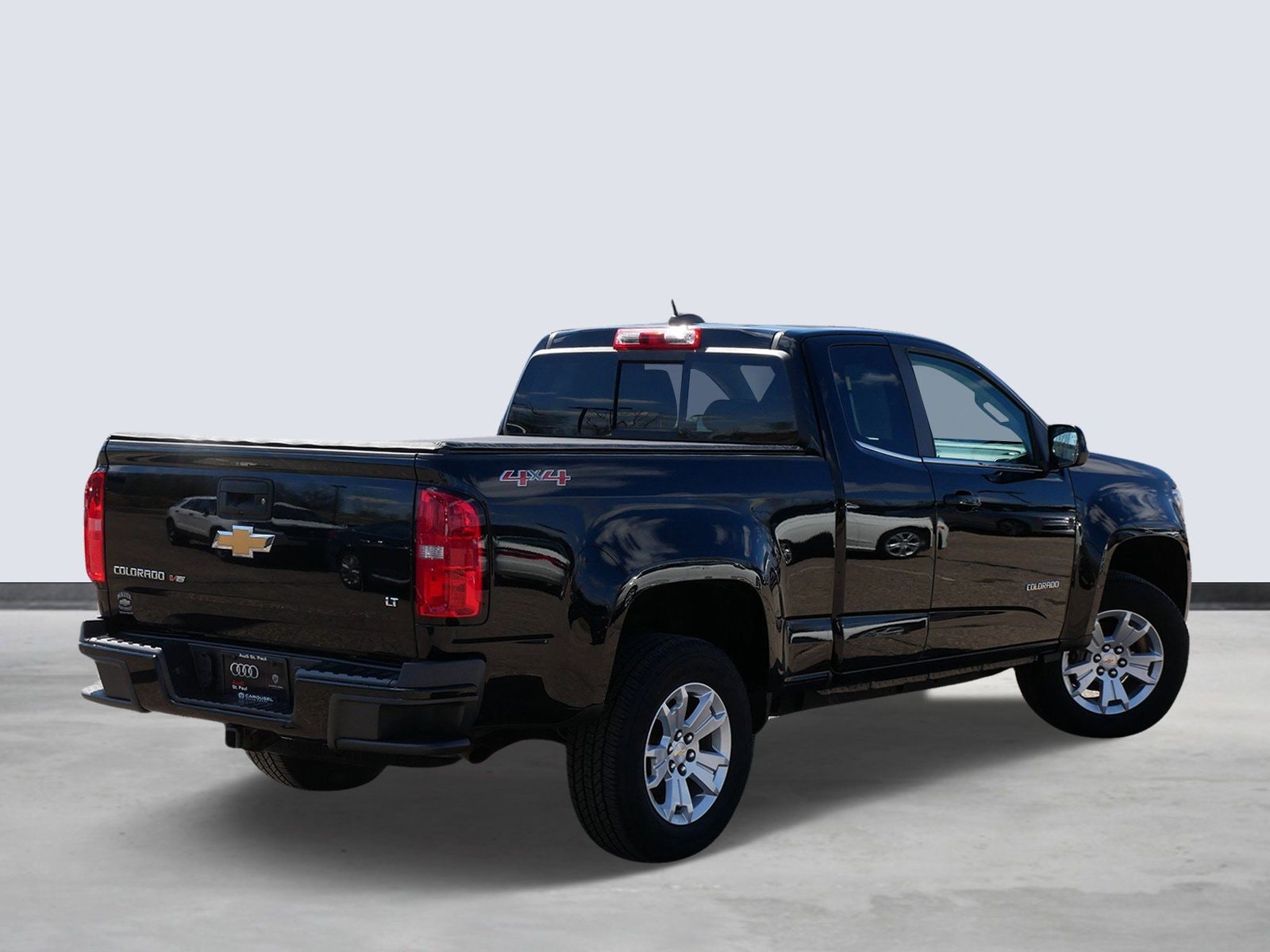 Thumbnail: 2017 Chevrolet Colorado - 4