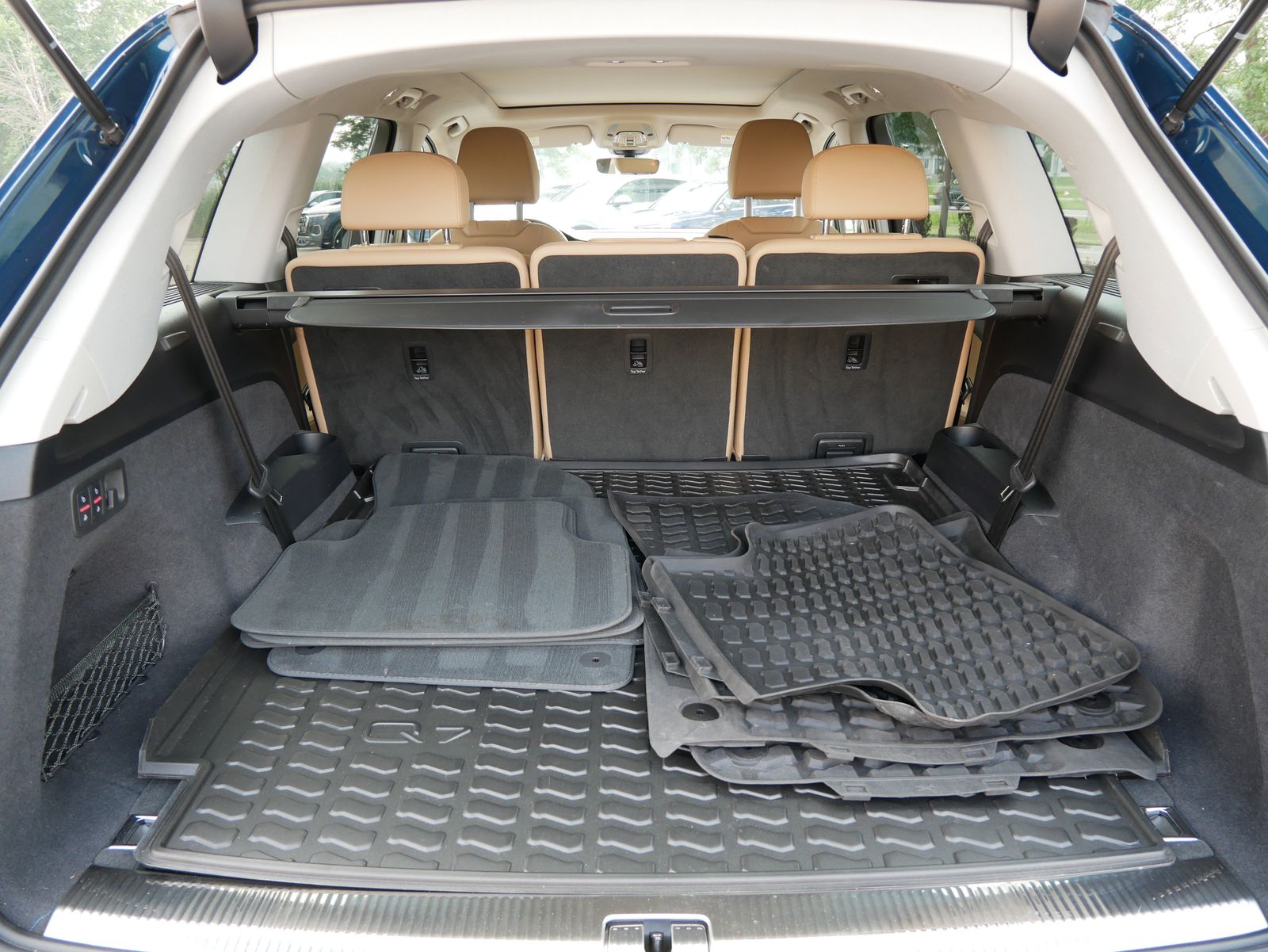 Thumbnail: 2022 Audi Q7 - 10