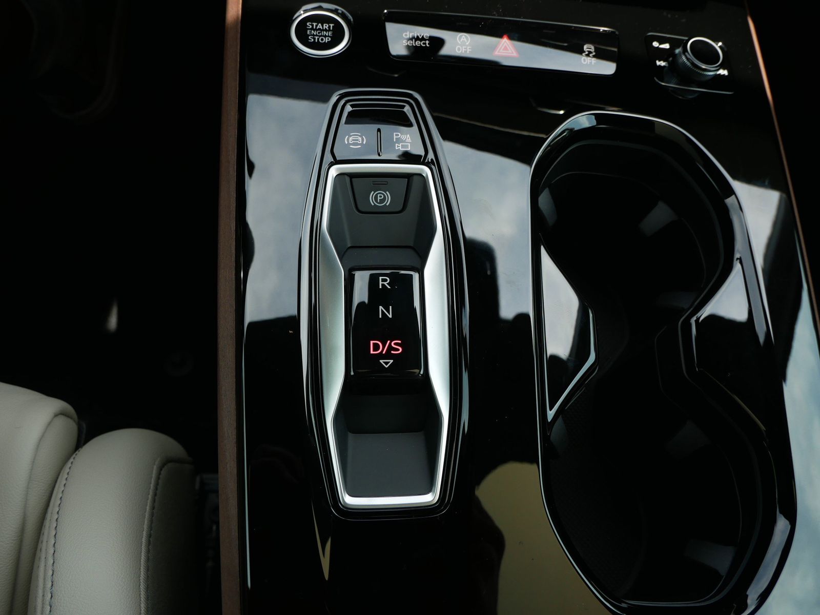 Thumbnail: 2026 Audi A5 - 23