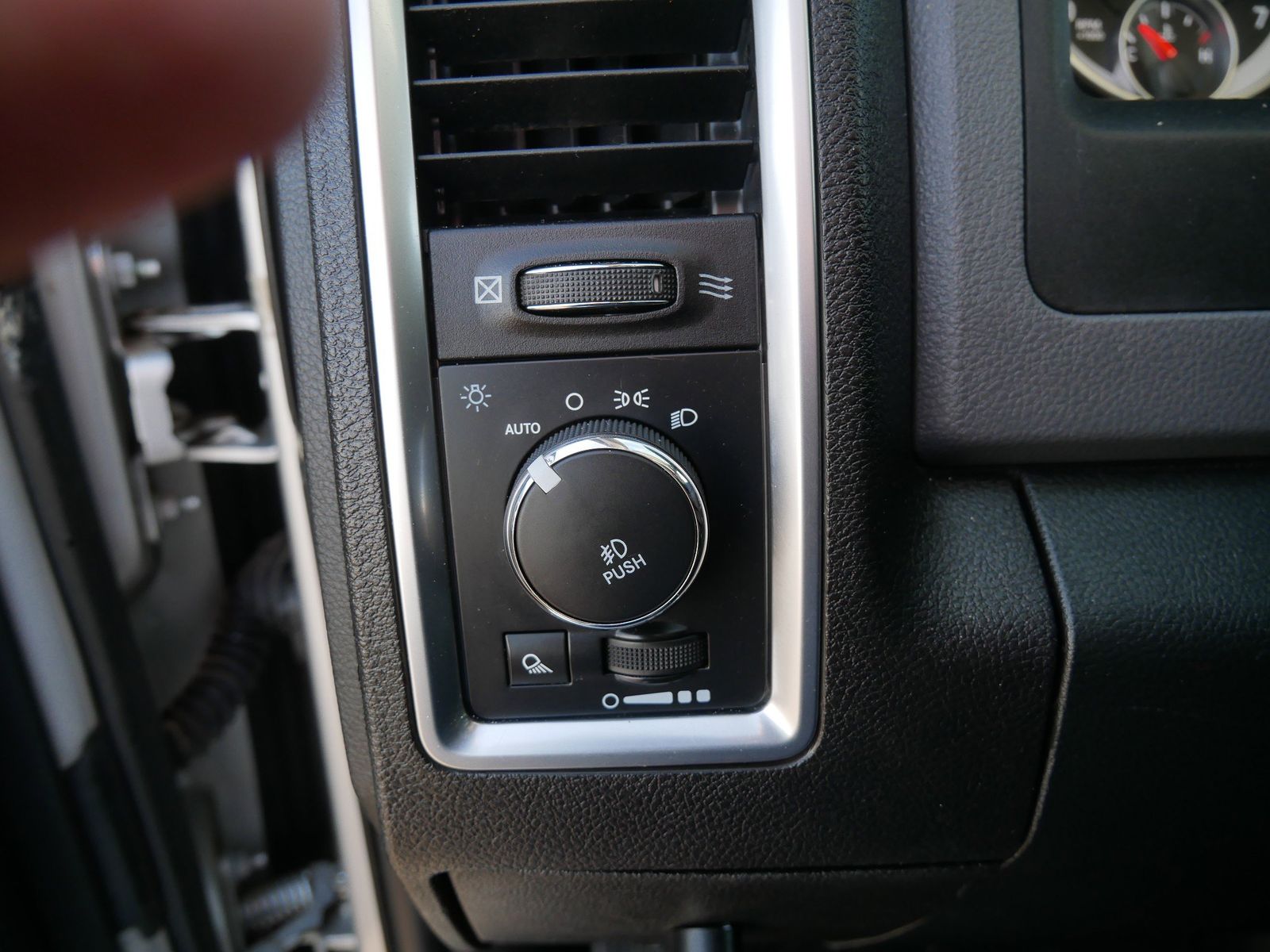 Thumbnail: 2015 RAM 1500 - 27