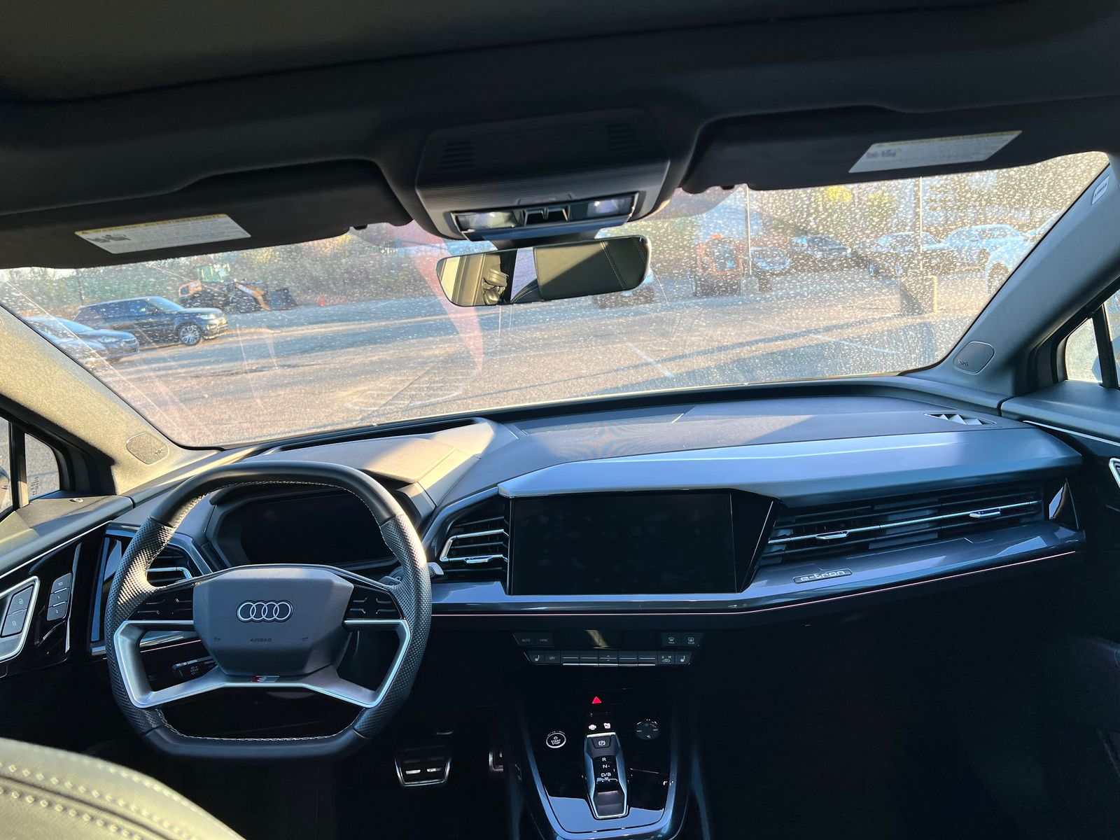 Thumbnail: 2024 Audi Q4 e-tron - 5