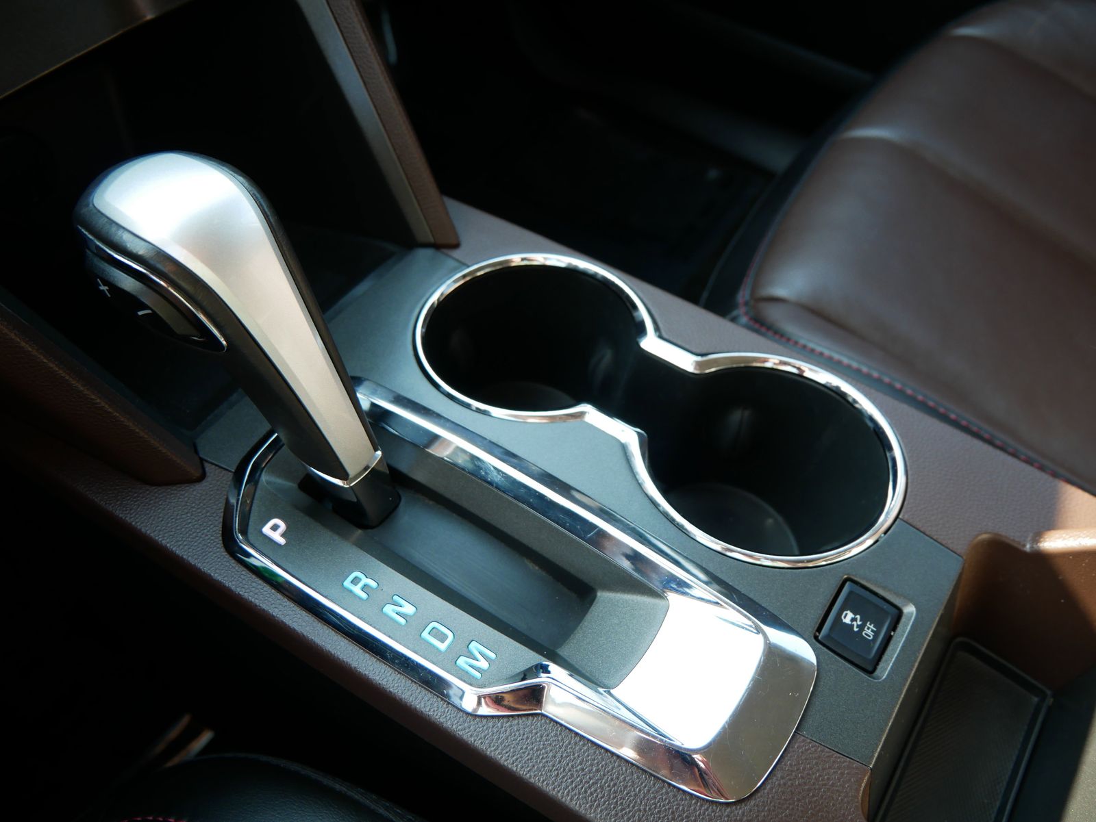 Thumbnail: 2011 Chevrolet Equinox - 20