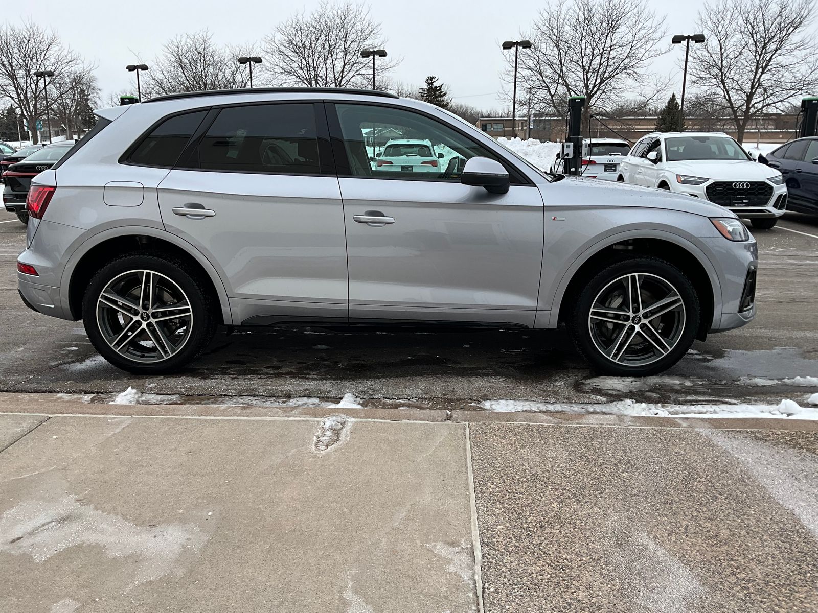 Thumbnail: 2023 Audi Q5 - 2