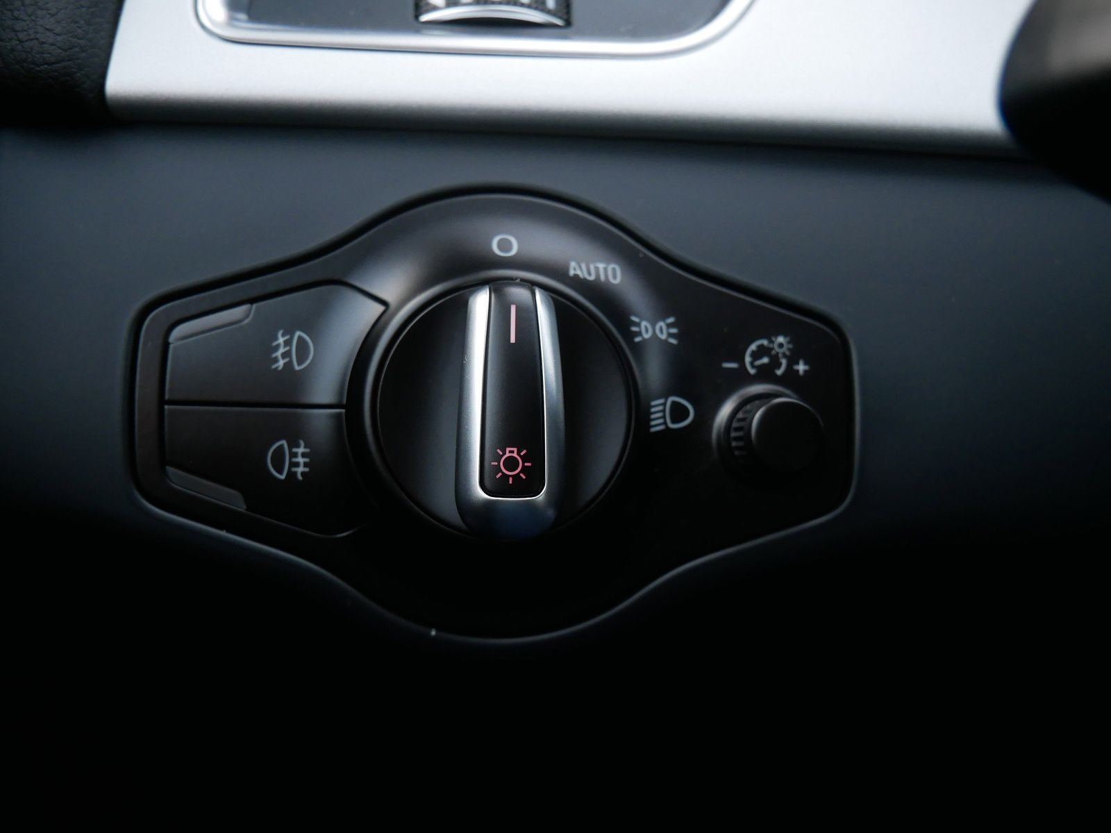 Thumbnail: 2016 Audi A4 - 28