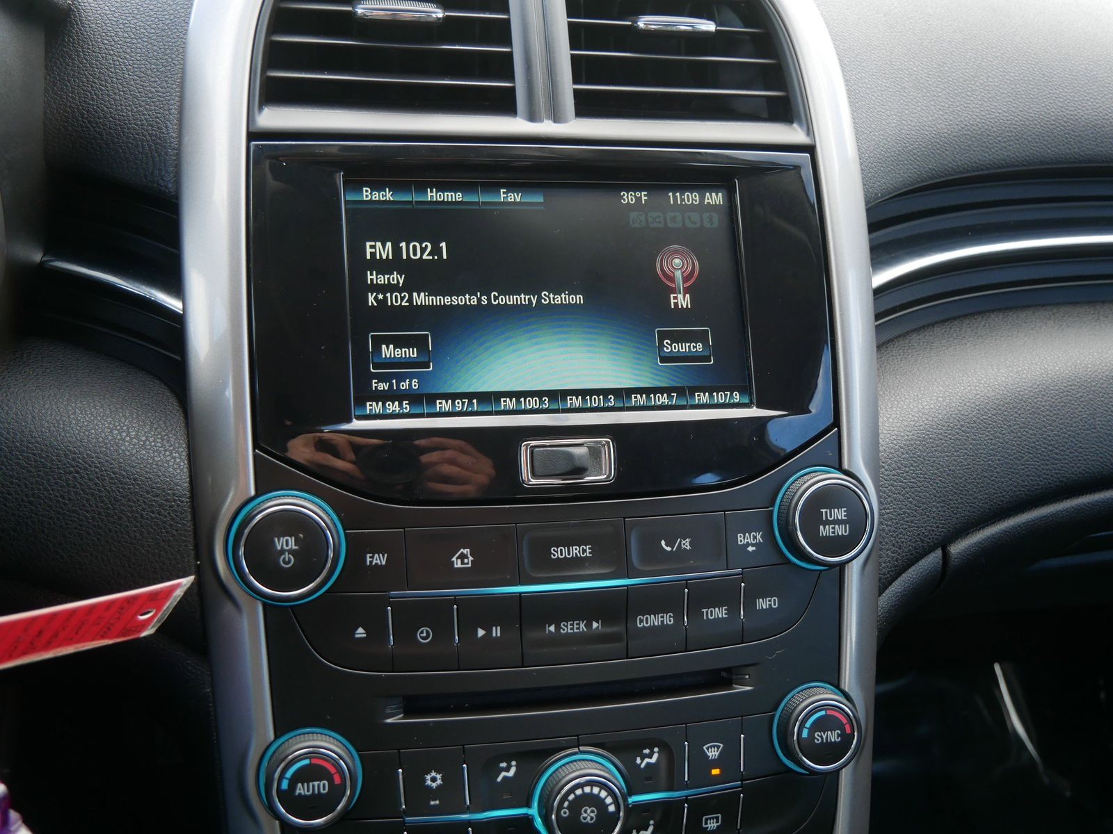 Thumbnail: 2014 Chevrolet Malibu - 18