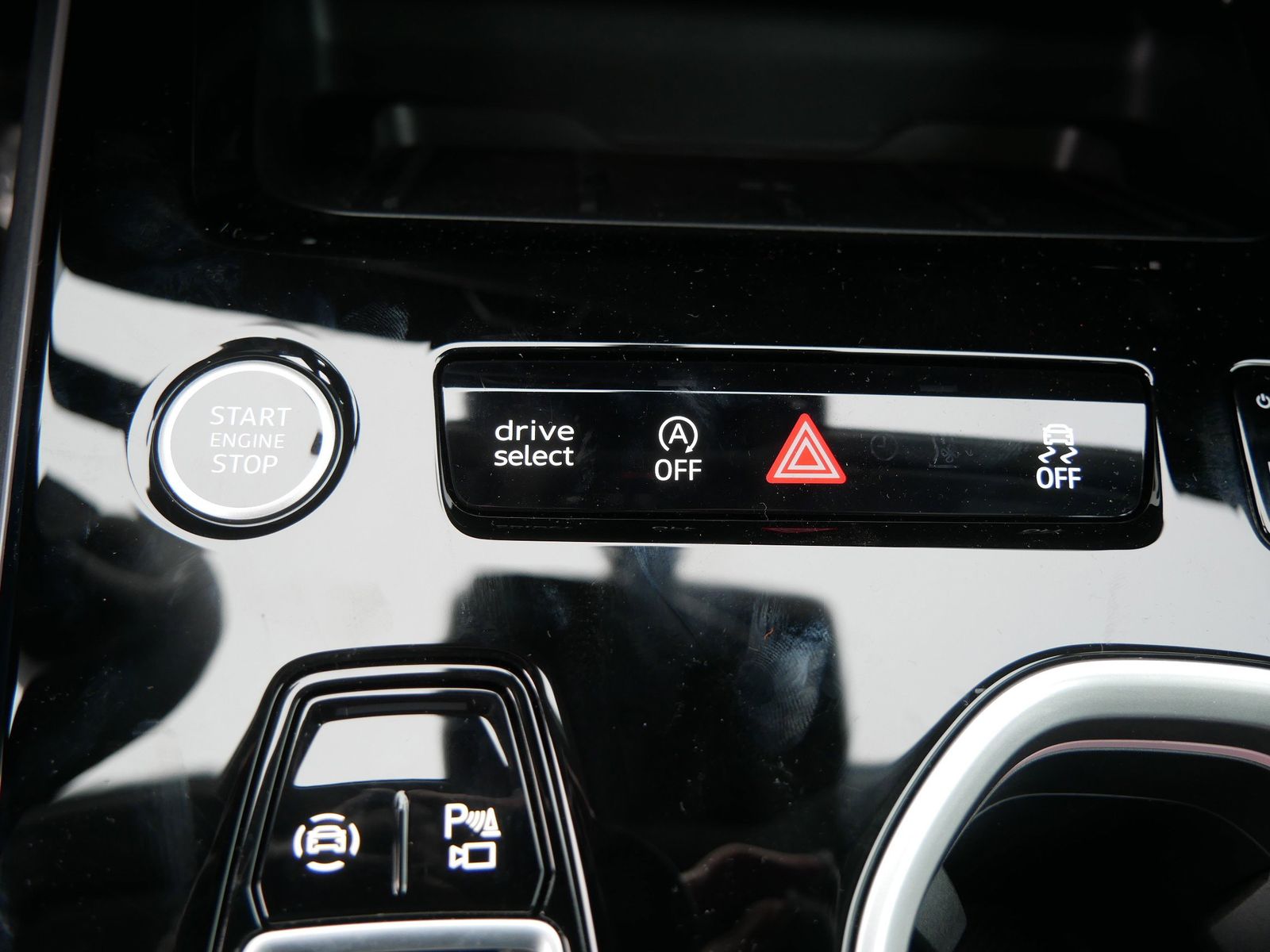 Thumbnail: 2026 Audi A6 - 12