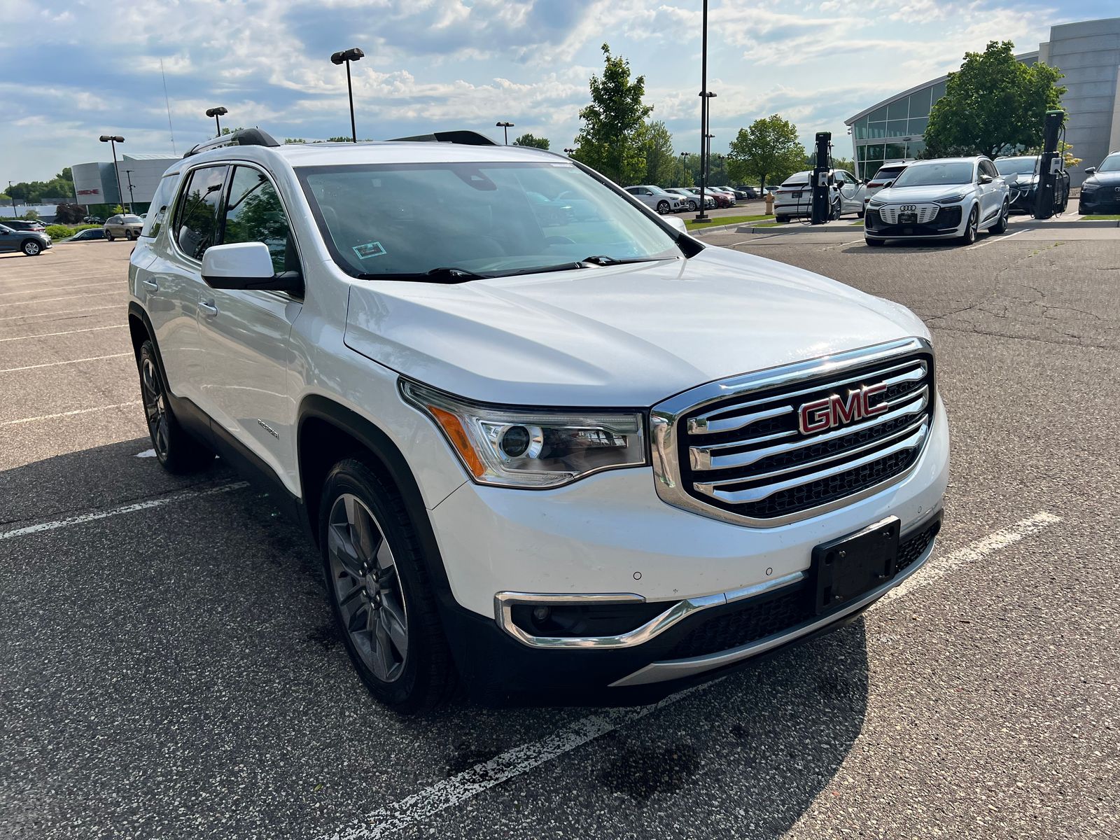 2017 GMC Acadia SLT 2