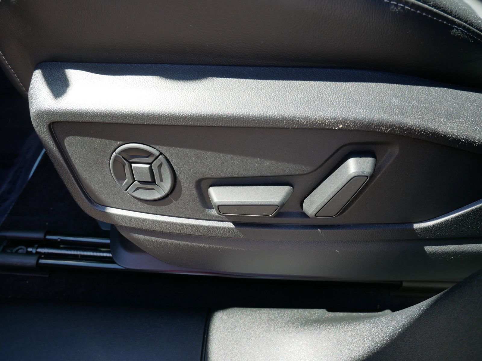 Thumbnail: 2026 Audi Q5 - 14