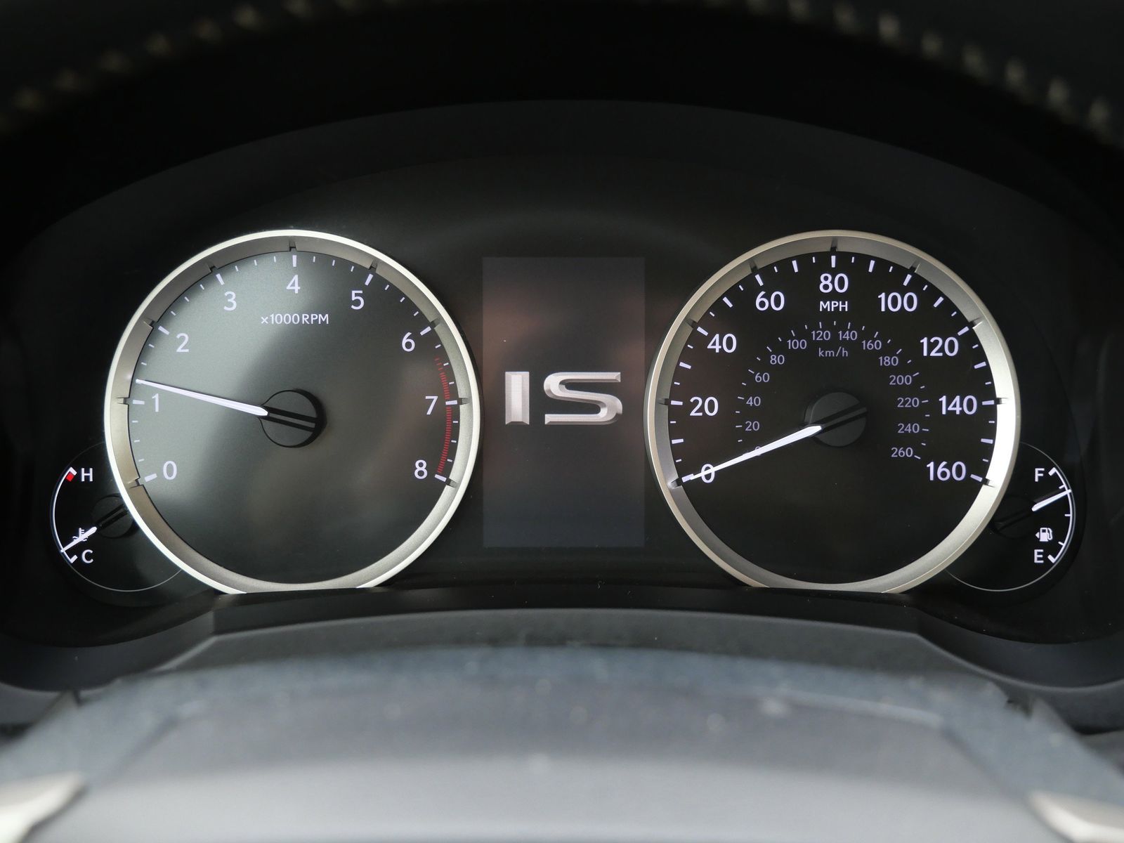 Thumbnail: 2015 Lexus IS - 18