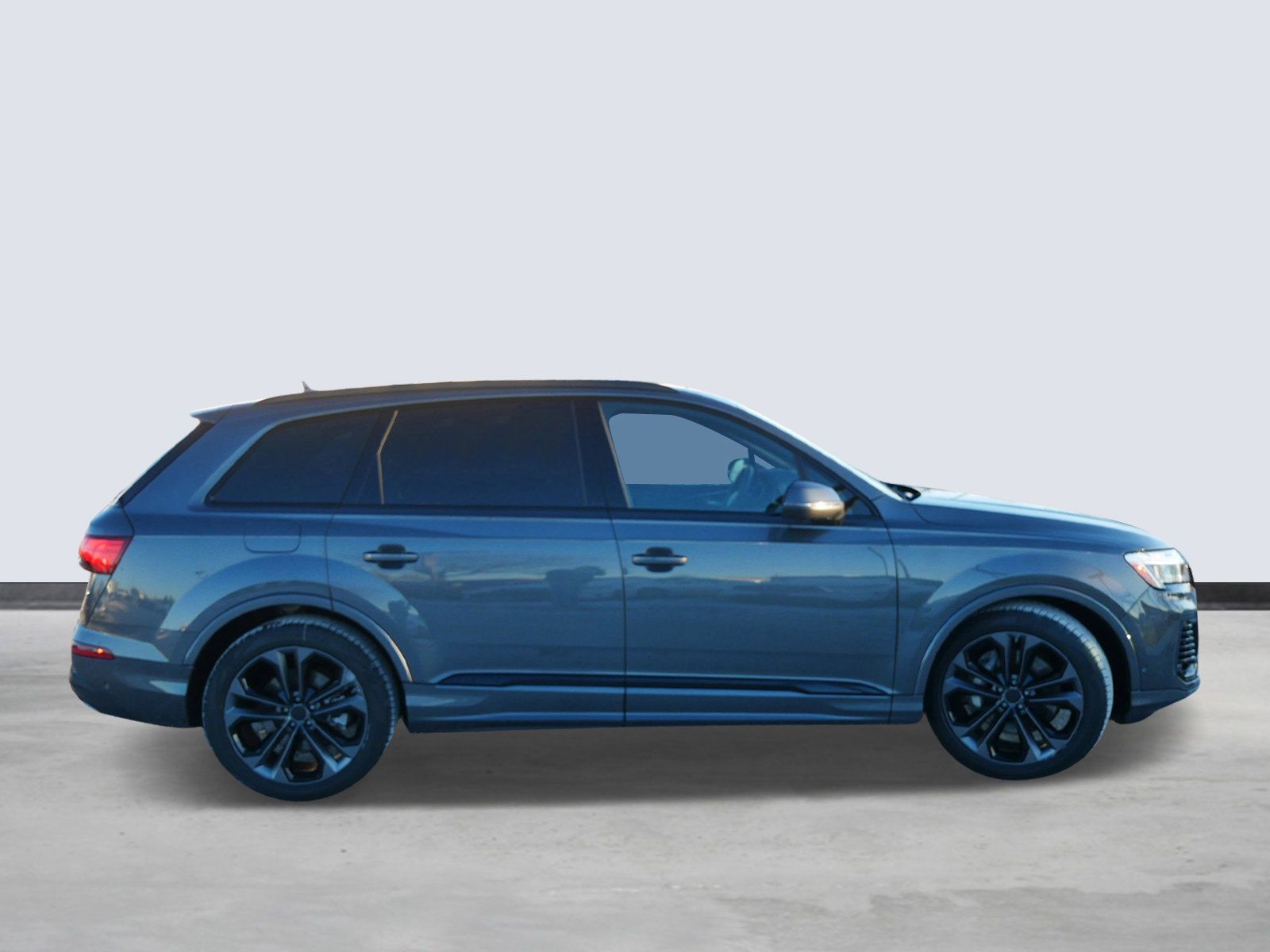 Thumbnail: 2026 Audi Q7 - 5