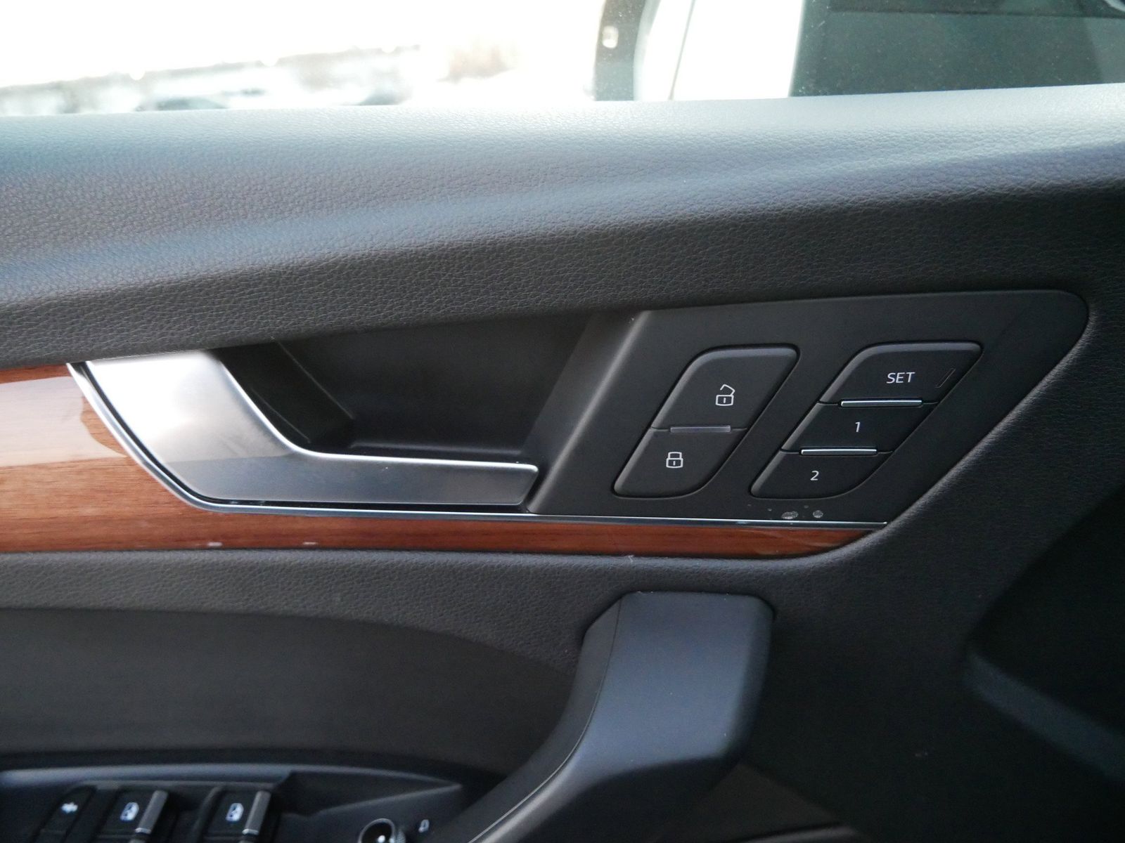 Thumbnail: 2021 Audi Q5 - 16