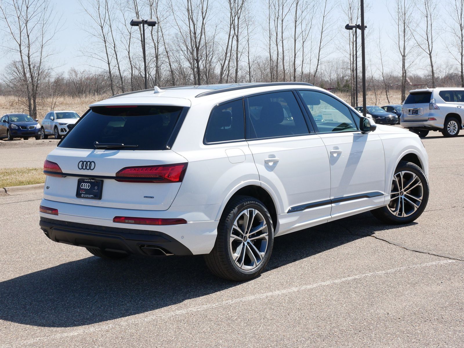 Thumbnail: 2026 Audi Q7 - 4