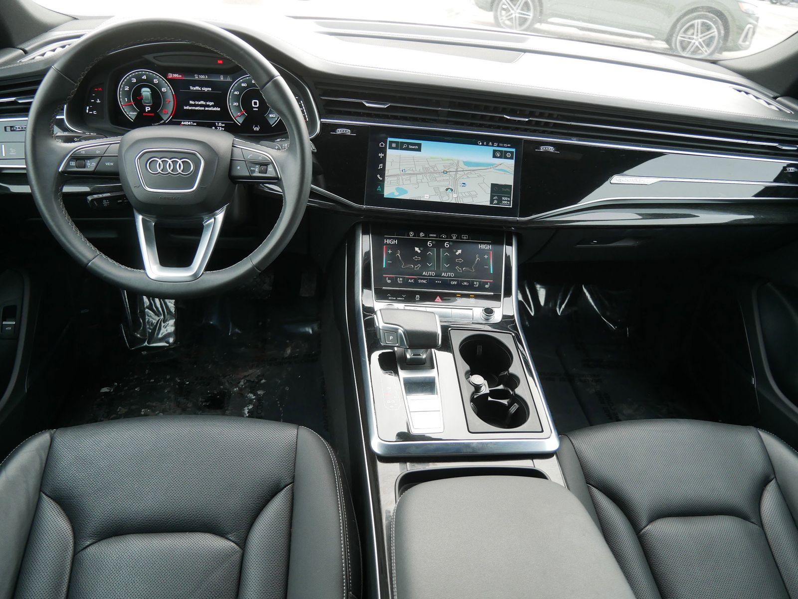 Thumbnail: 2021 Audi Q8 - 11