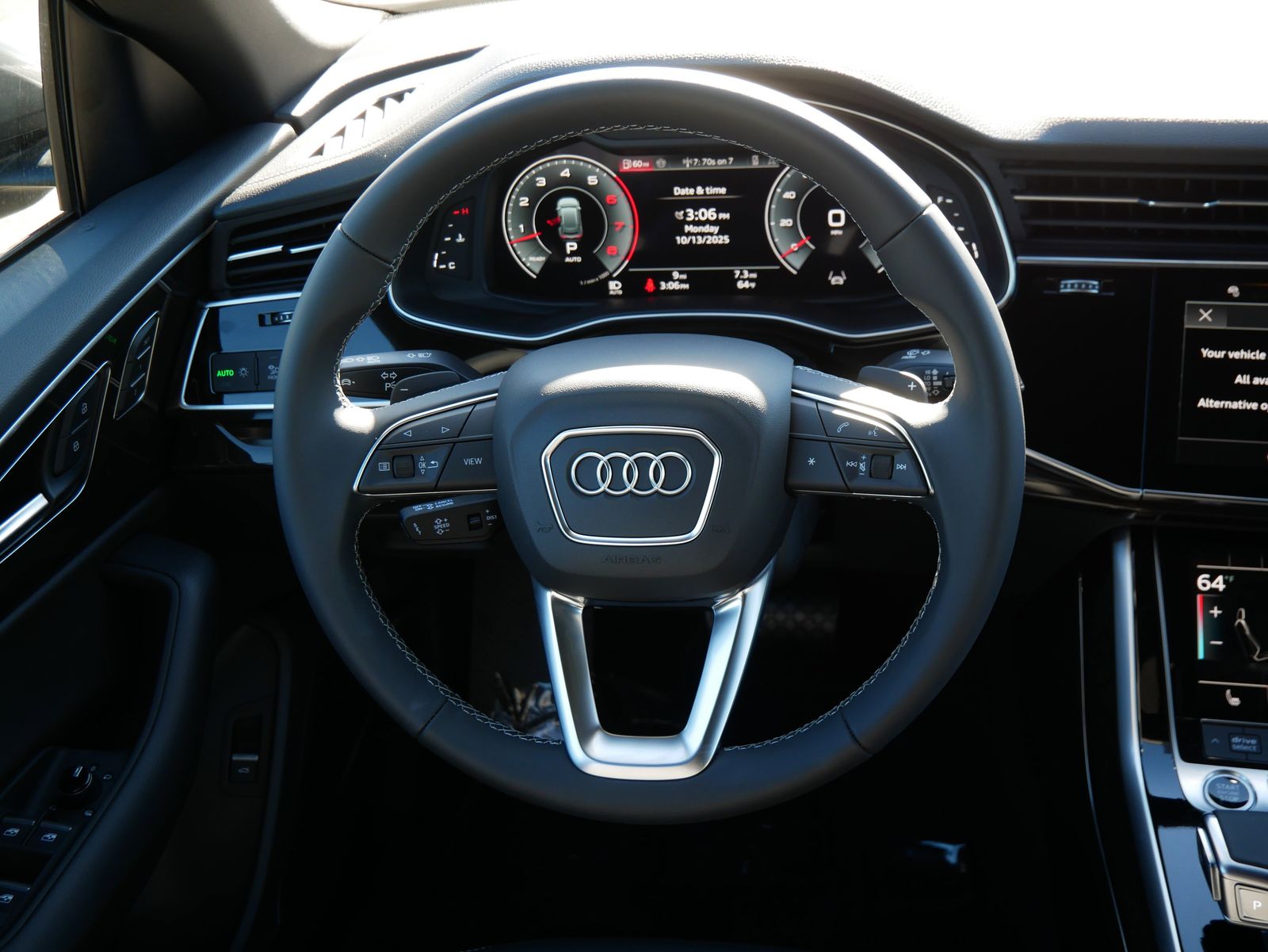 Thumbnail: 2026 Audi Q8 - 12