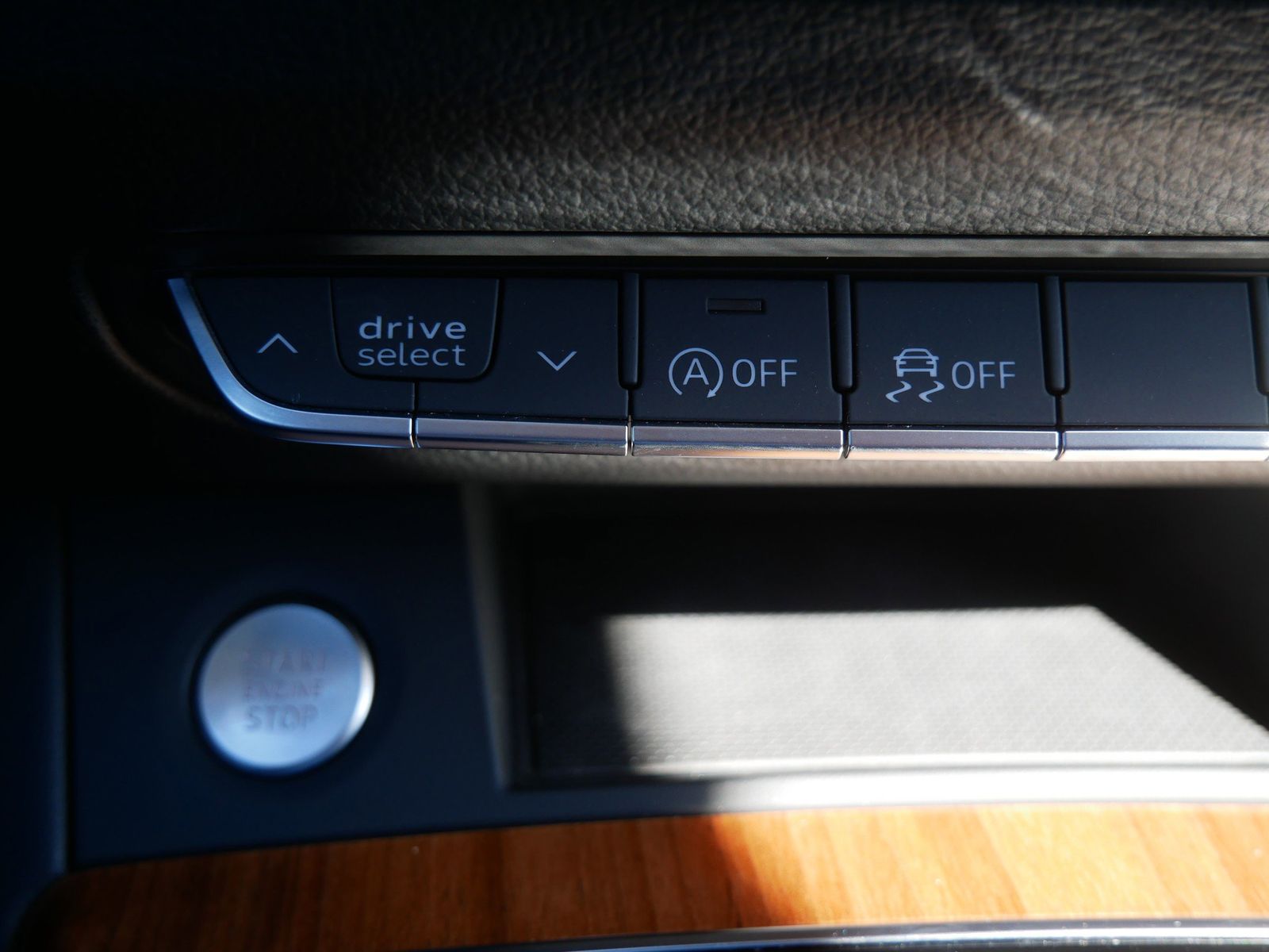 Thumbnail: 2023 Audi Q5 - 23