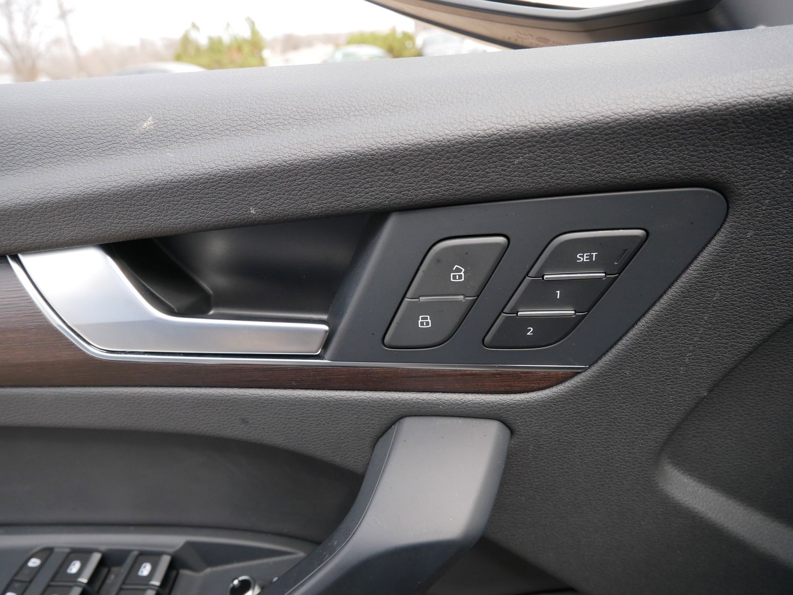 Thumbnail: 2024 Audi Q5 - 12