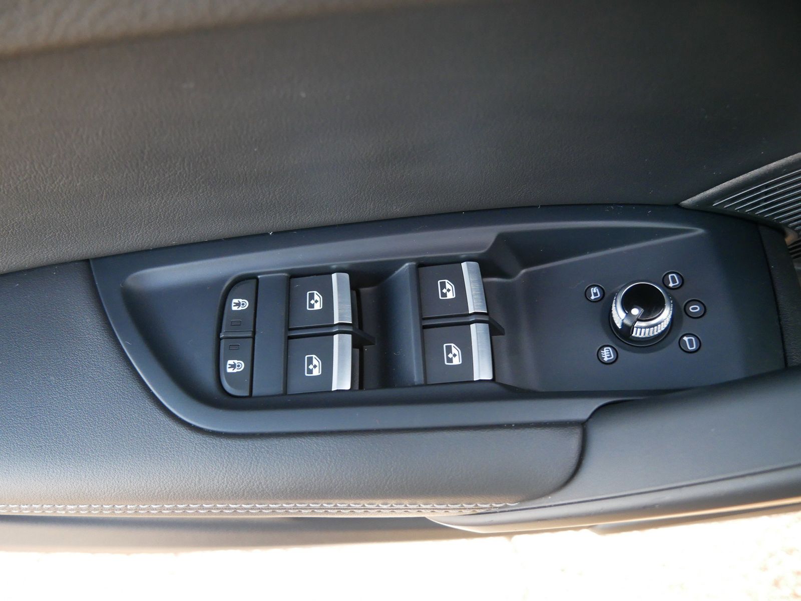 Thumbnail: 2021 Audi Q5 - 15