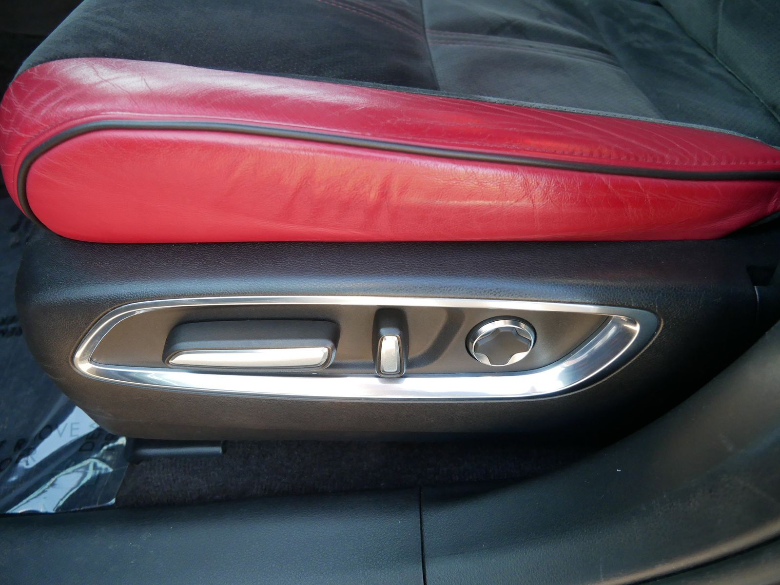 Thumbnail: 2019 Acura MDX - 21