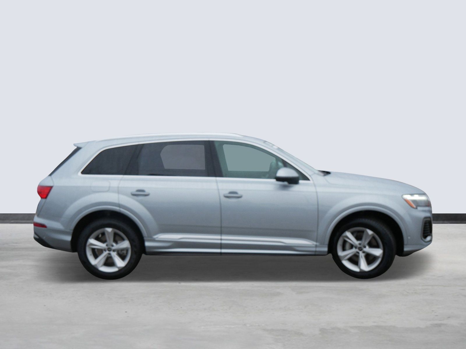 Thumbnail: 2025 Audi Q7 - 5