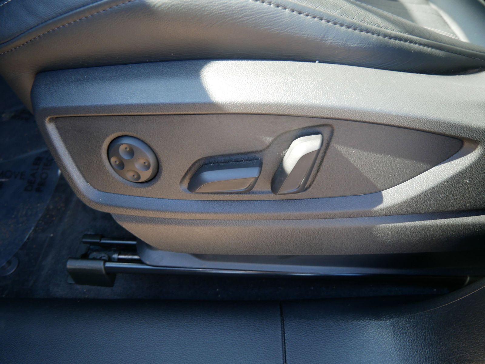 Thumbnail: 2025 Audi Q5 - 14