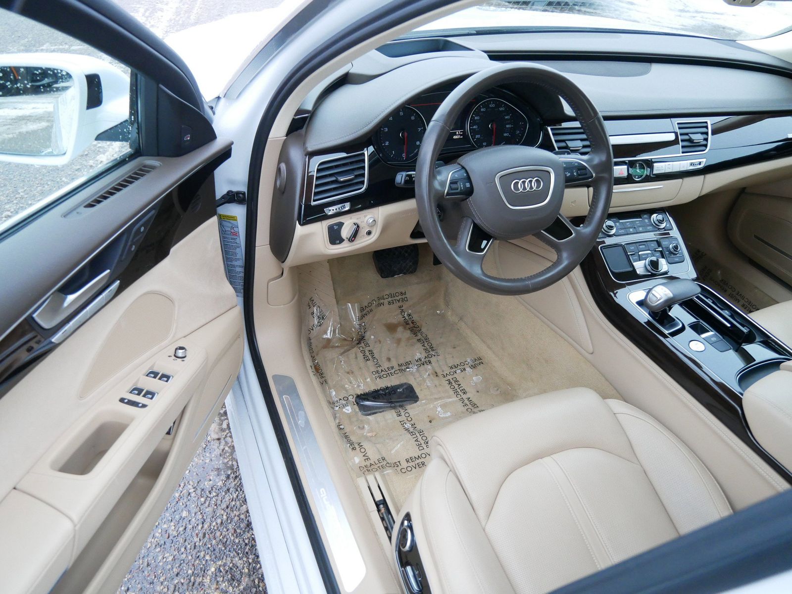 Thumbnail: 2018 Audi A8 - 10