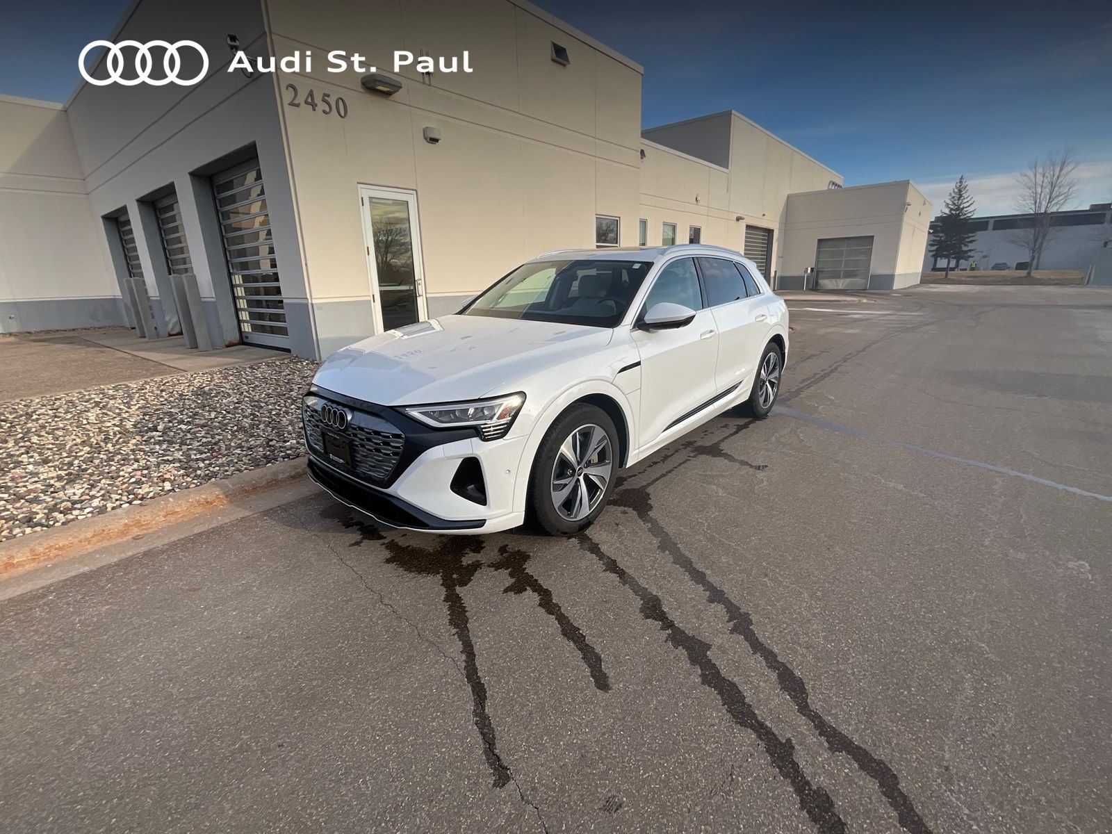 2024 Audi Q8 e-tron Premium Plus -
                  Saint Paul, MN