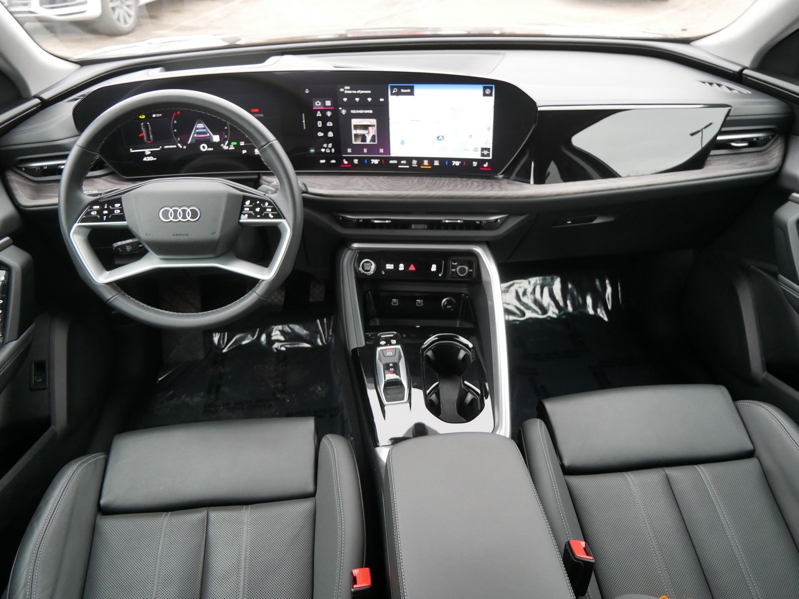 Thumbnail: 2025 Audi Q5 - 11