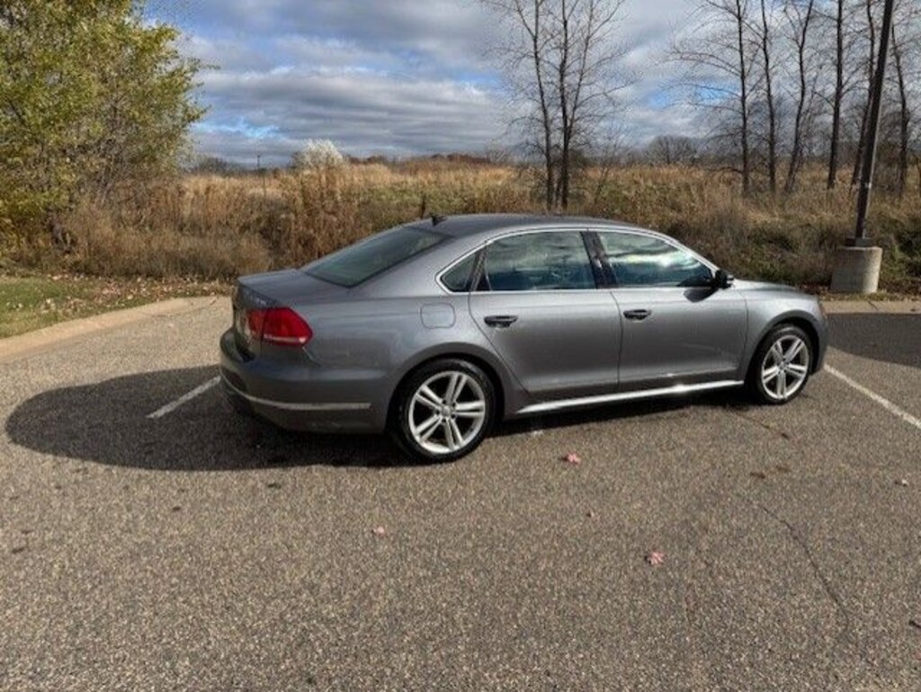 Used 2015 Volkswagen Passat TDI SEL Premium Sedan