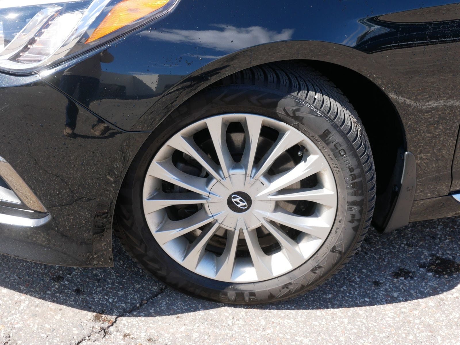 Thumbnail: 2015 Hyundai Sonata - 7