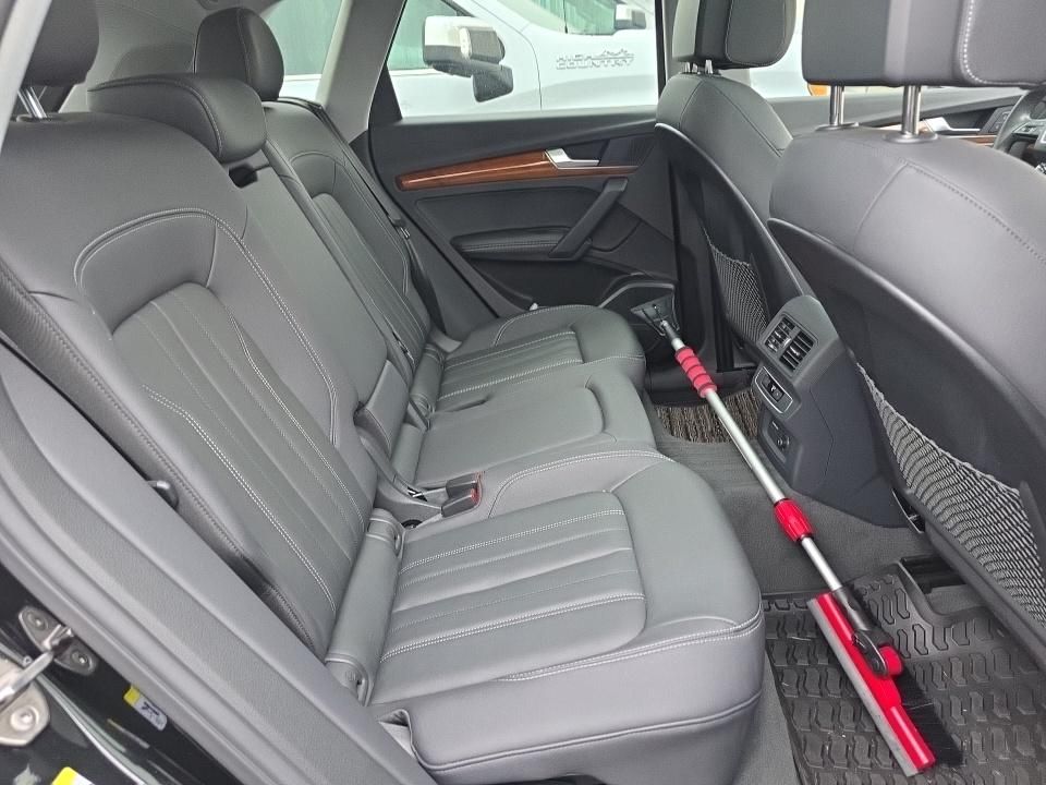 Thumbnail: 2023 Audi Q5 - 12