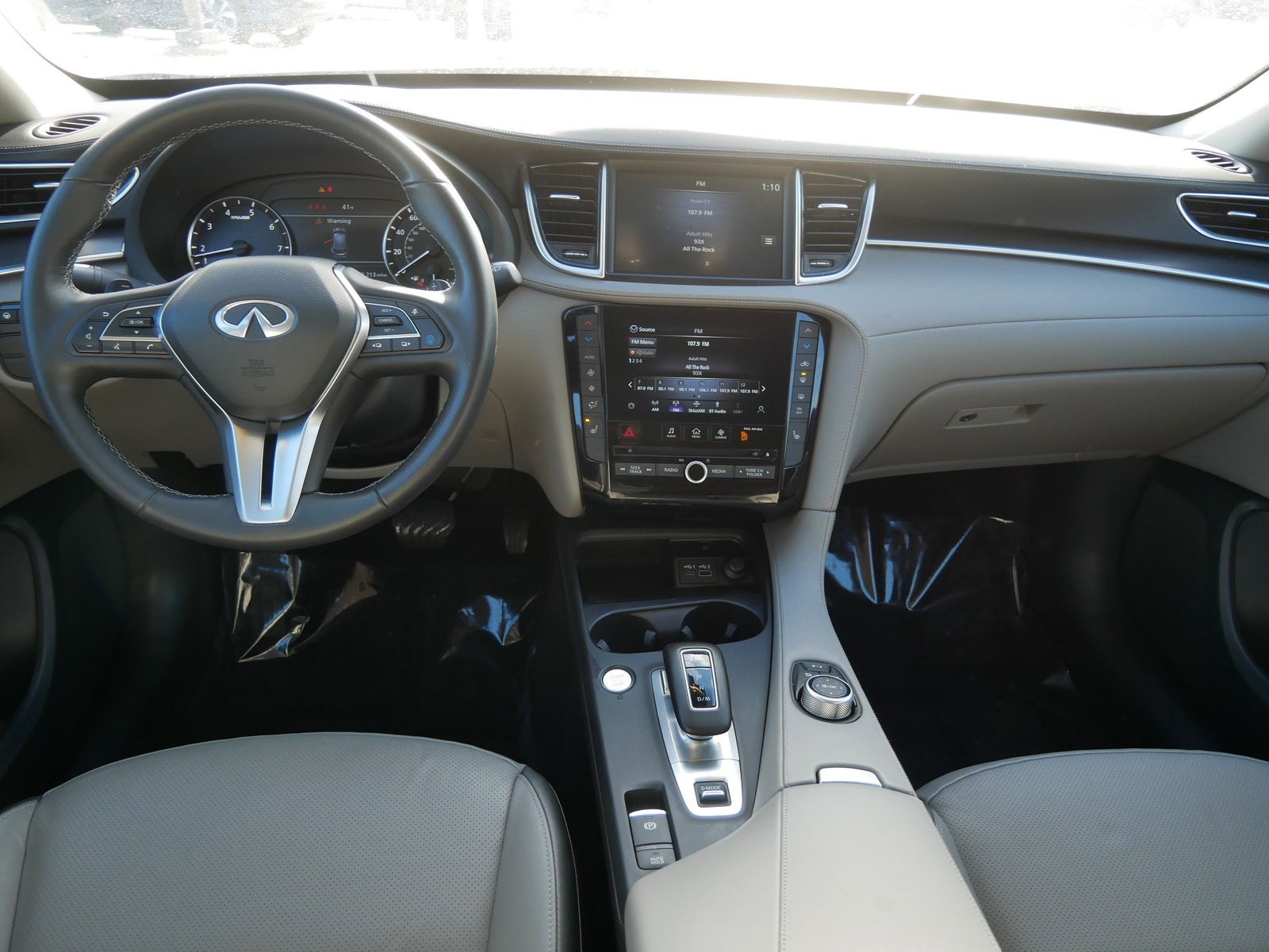 Thumbnail: 2023 INFINITI QX50 - 12