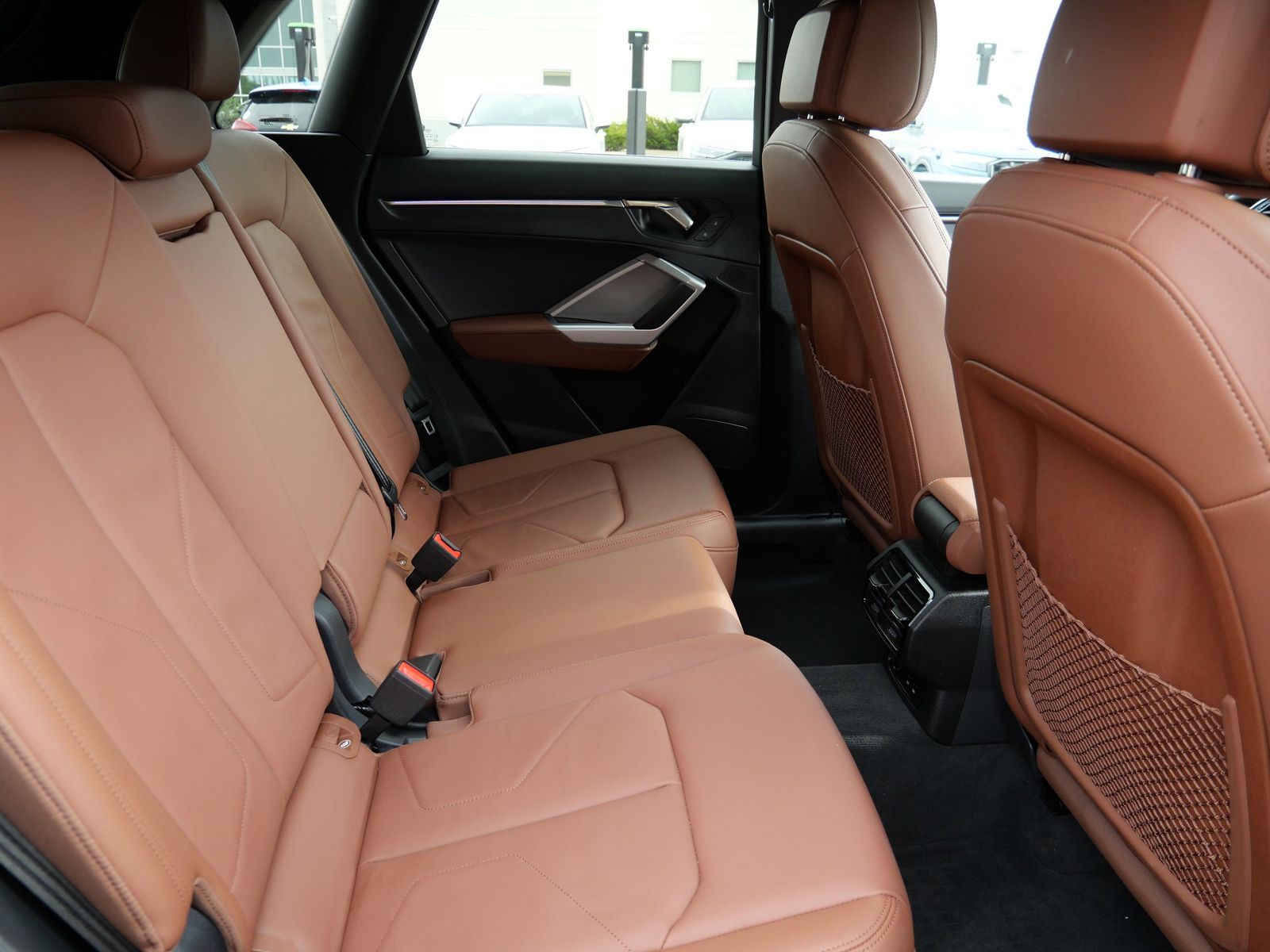 Thumbnail: 2025 Audi Q3 - 11