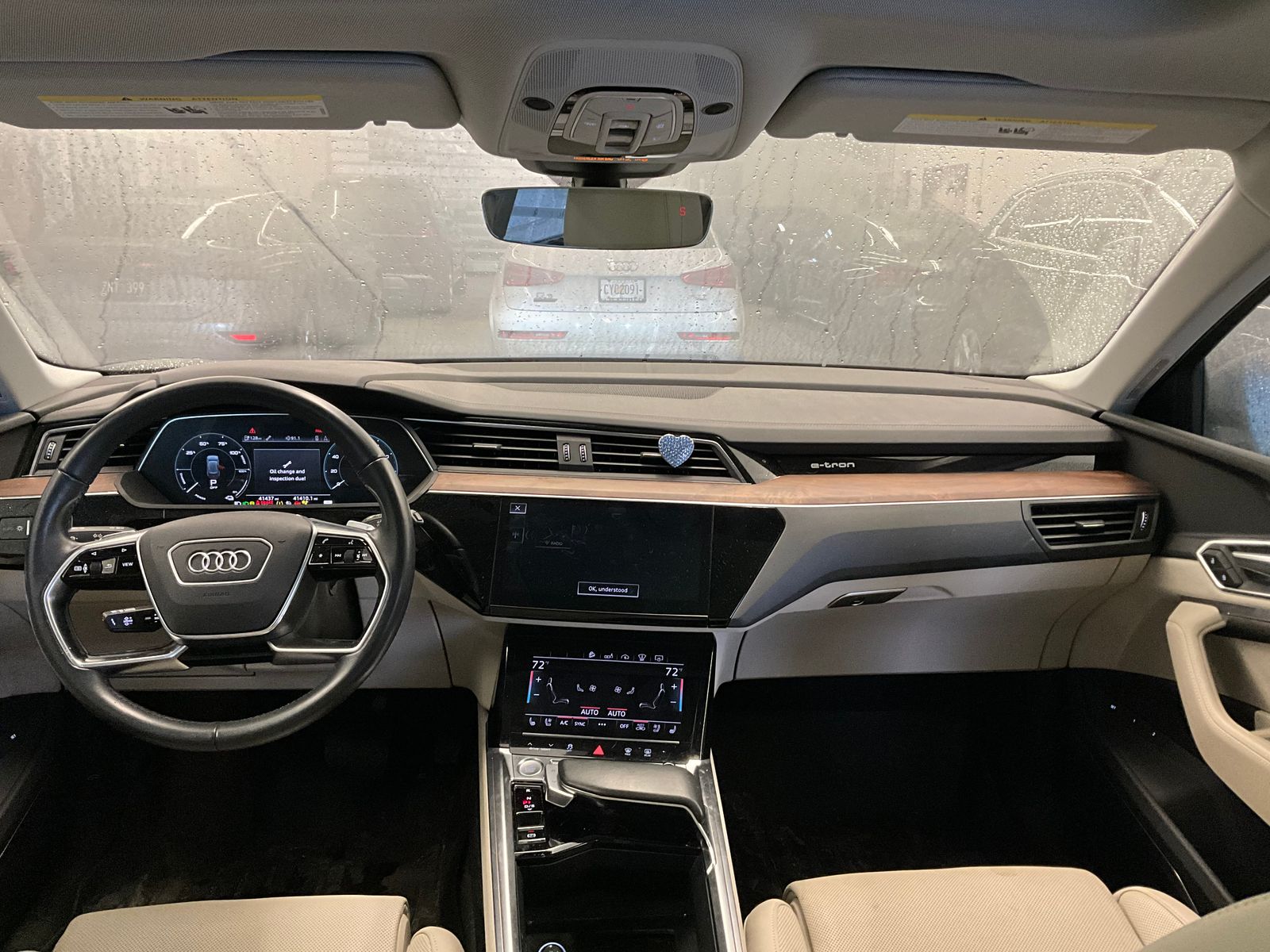 Thumbnail: 2019 Audi e-tron - 14