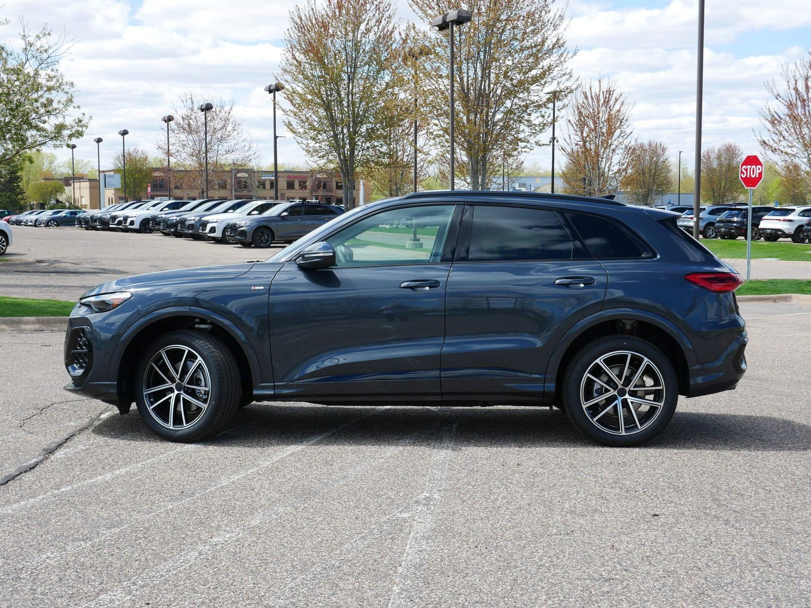 Thumbnail: 2026 Audi Q5 - 7